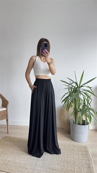 Cora Bol Paça Siyah Pantolon