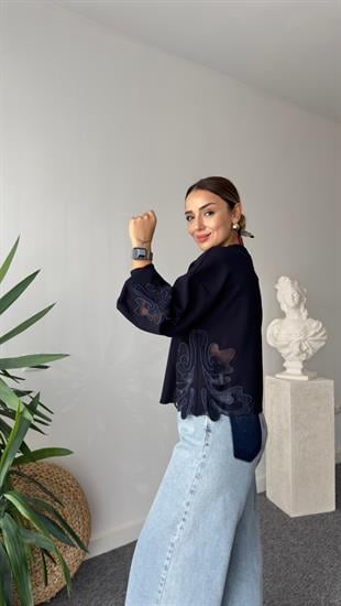 Orj Model Nakış Aplikeli Lacivert Sweat