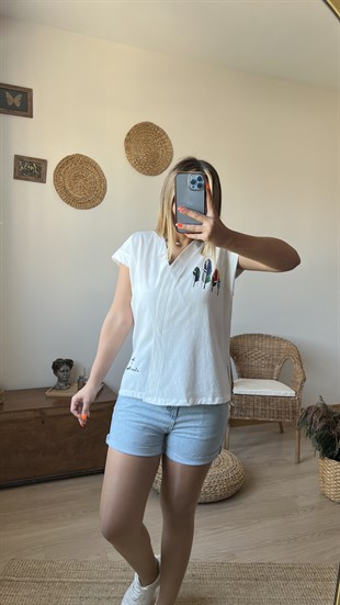 Poplin Detaylı Nakışlı Beyaz Tshirt