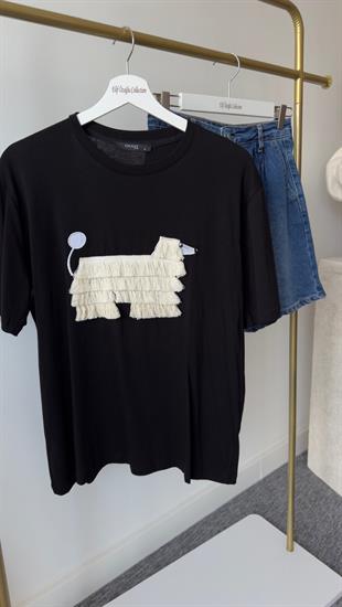 Püsküllü Köpek İşlemeli Siyah Tshirt