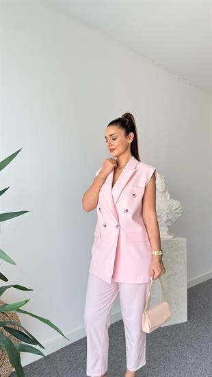 Ena Pembe Yelekli Takım 