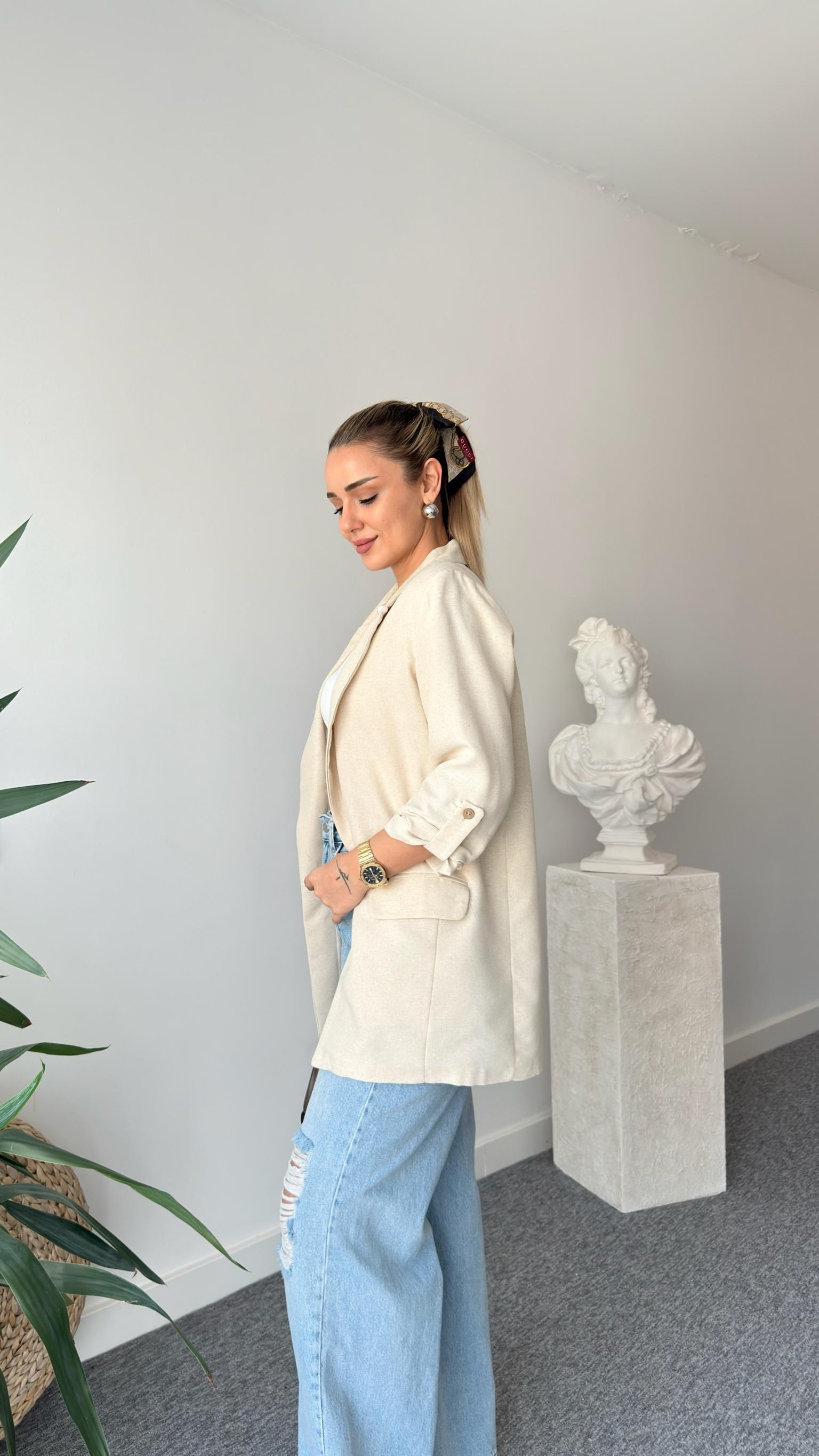 Kol Katlamalı Astarlı Keten Blazer Ceket