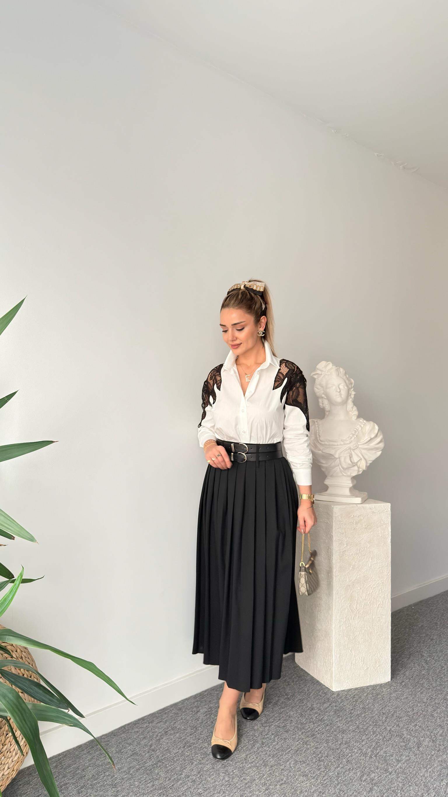 Lazer Güpür Detaylı Tasarım Beyaz Gömlek (Ön Sipariş Ürünü)