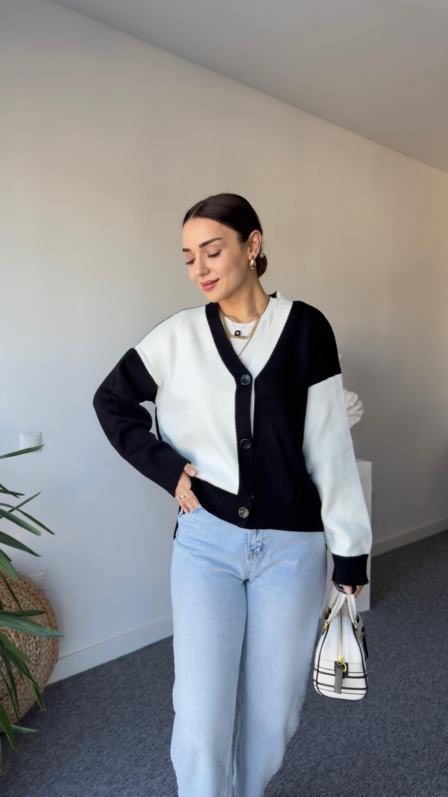 Rina Marka Model Çift Renk Hırka