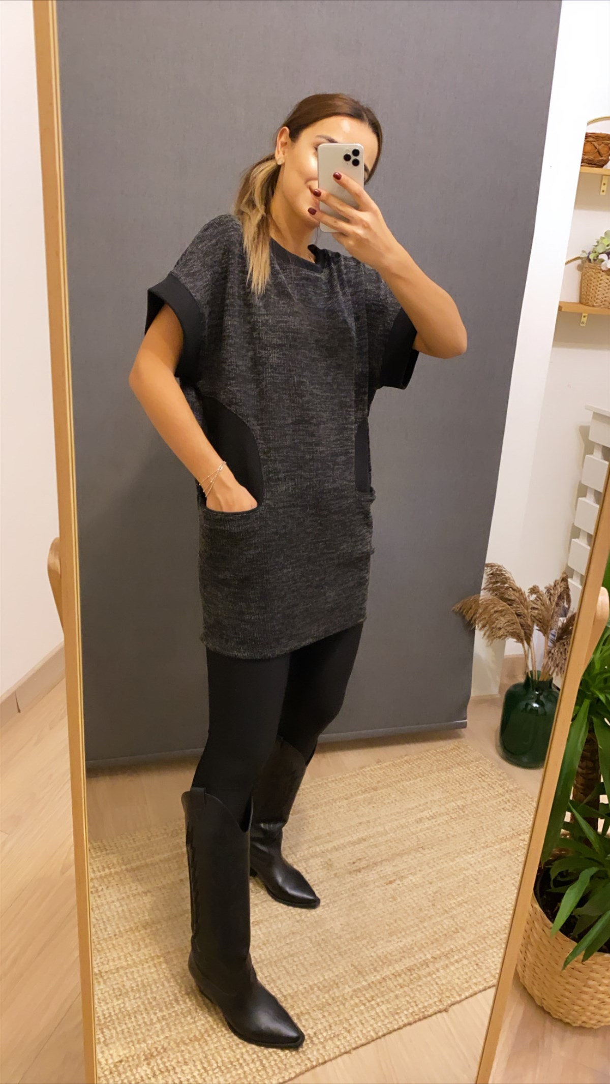 Antrasit Önden Cepli Tunik