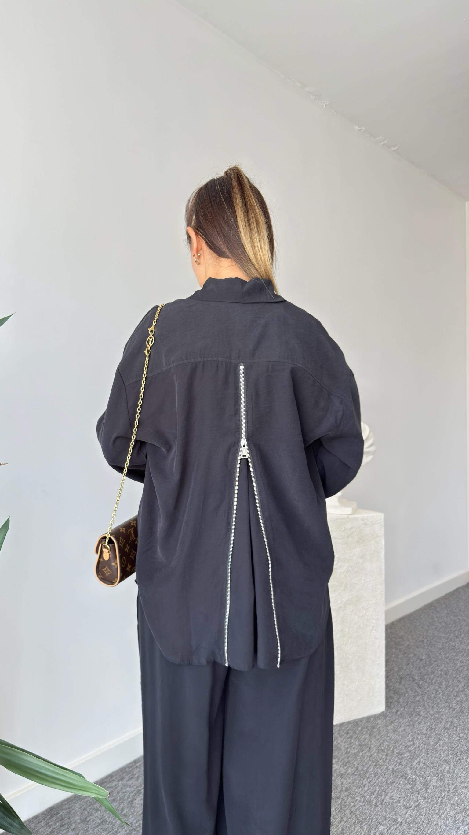 Siyah Zegan Sırt Fermuarlı Tensel Takım