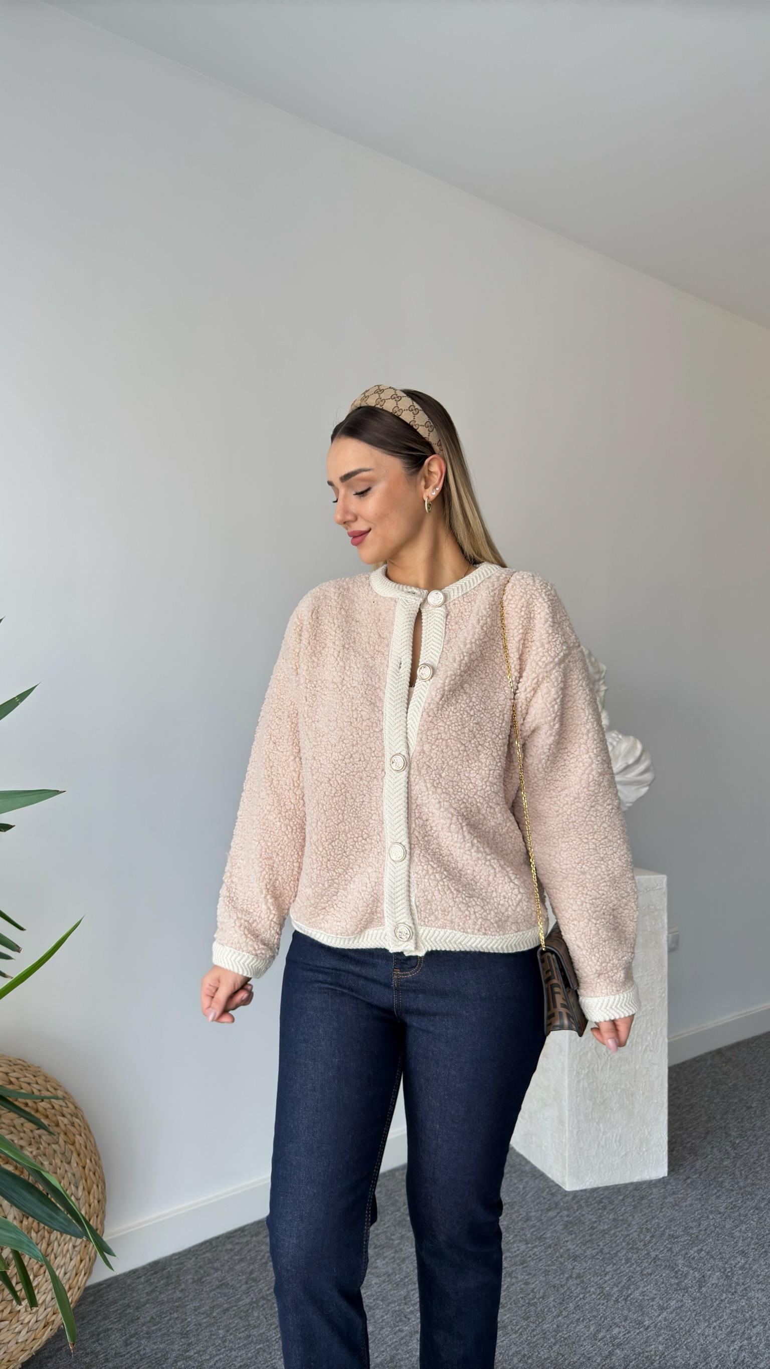 Letion Bej Massi Tedy Hırka