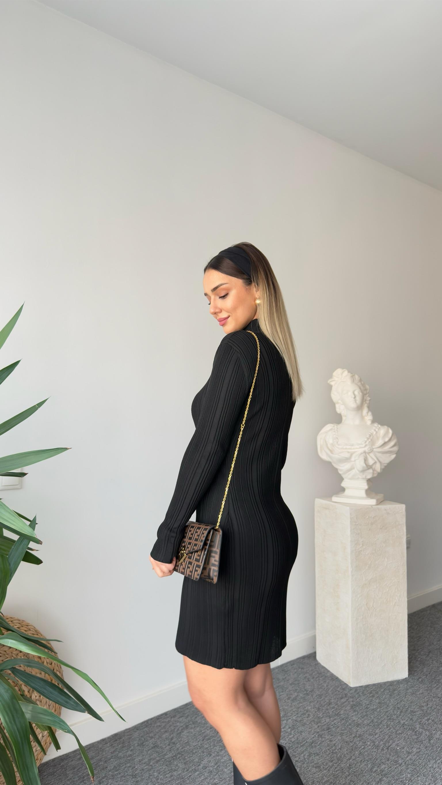 Siyah Pomo Logo Detaylı Triko Elbise 