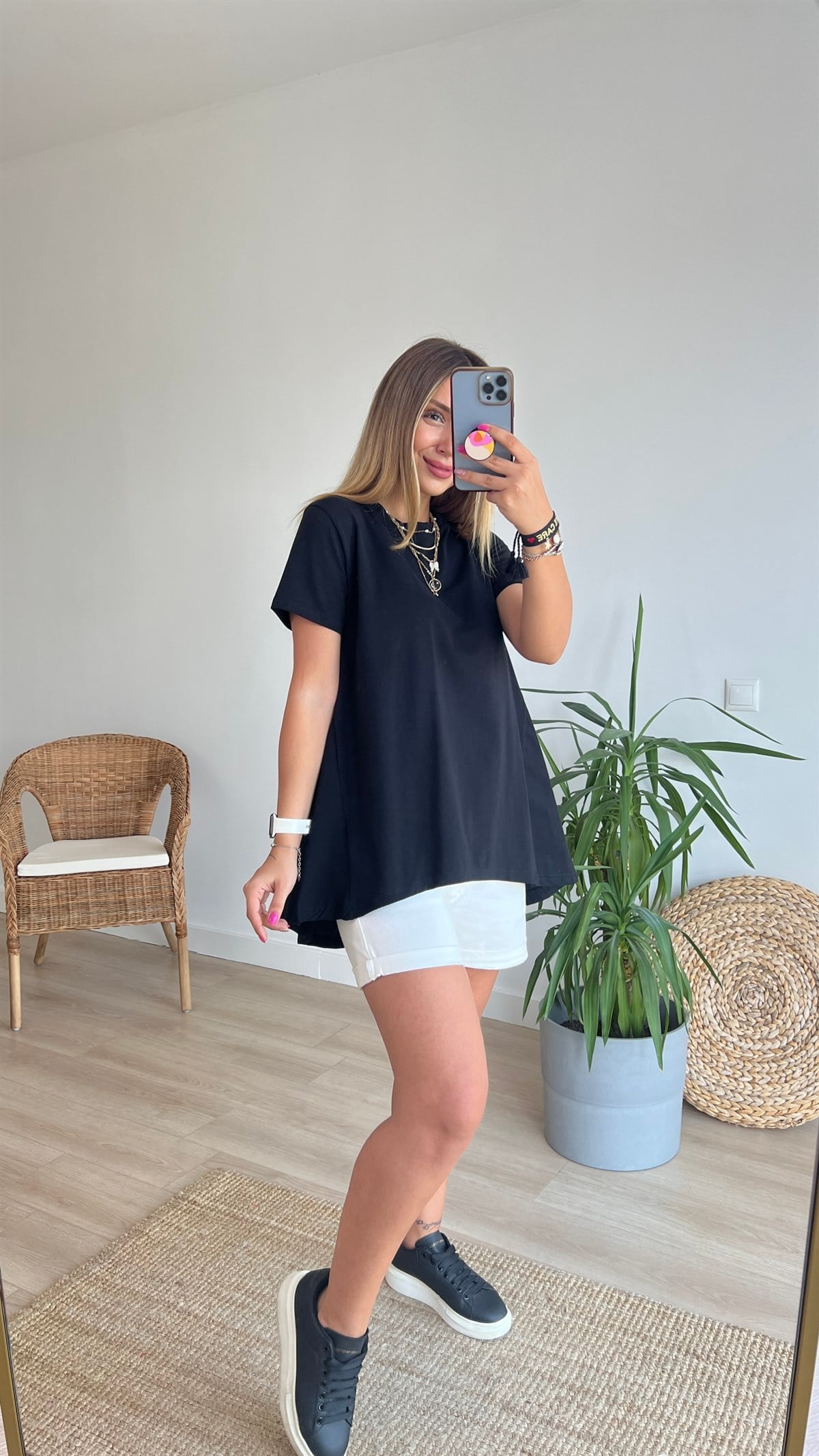 Arkası Poplin Detaylı Siyah Tshirt