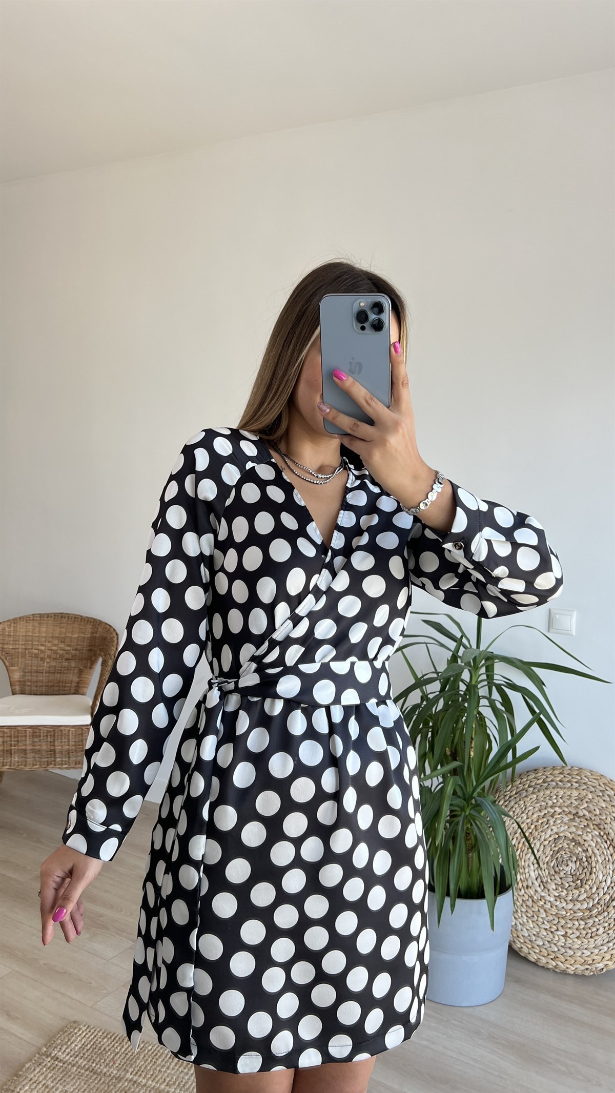 Marka Model Puantiyeli Elbise 