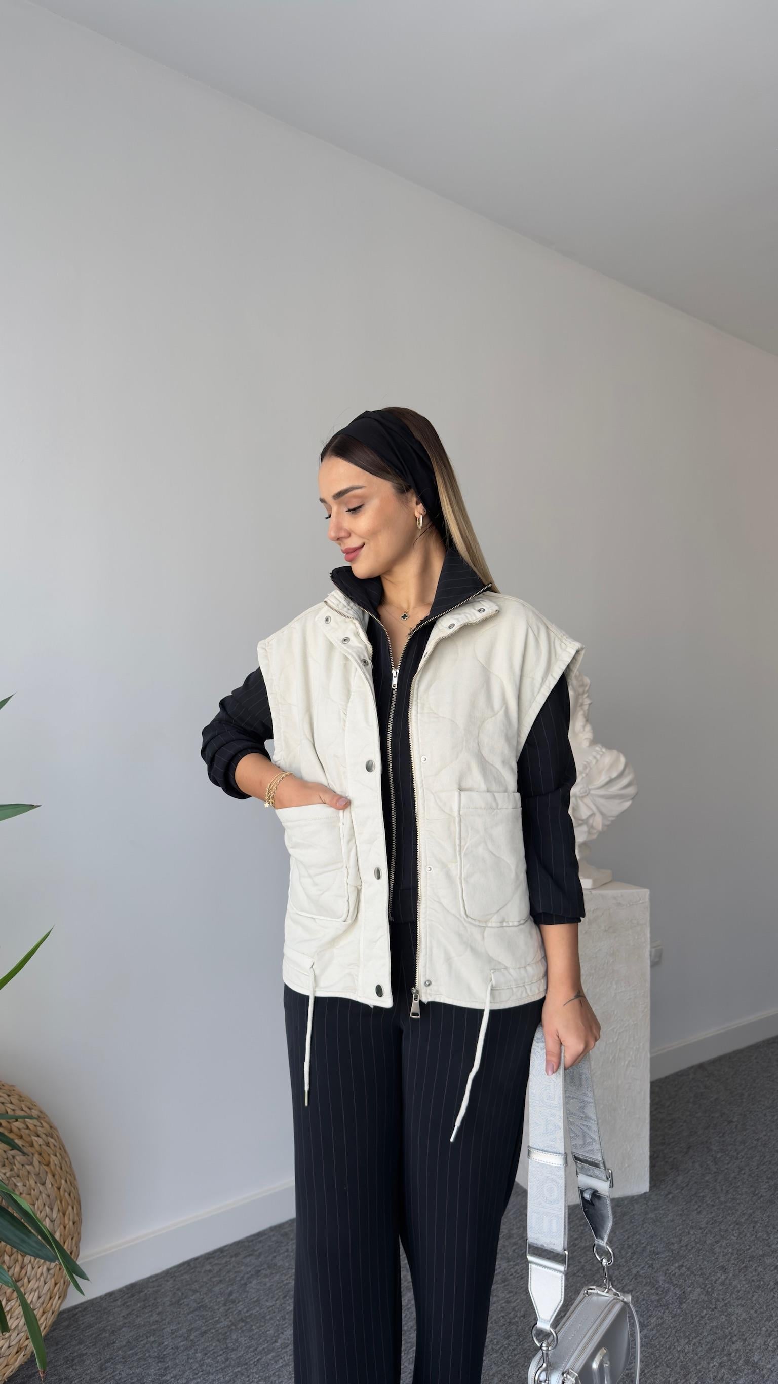 Vena Zra Model Kapitone Yelek