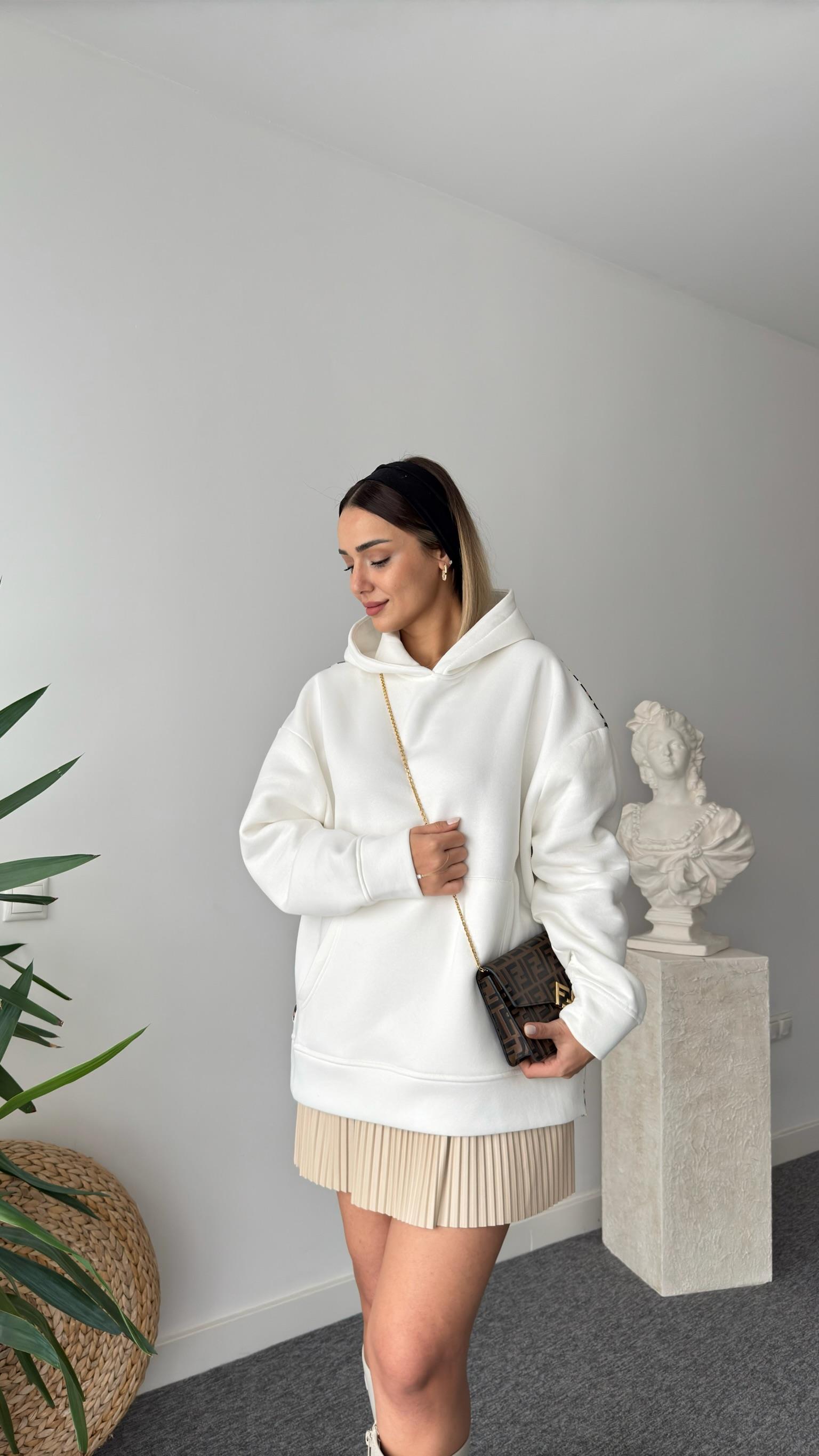 Lagos Sırt Leopar Detaylı Beyaz Sweatshirt