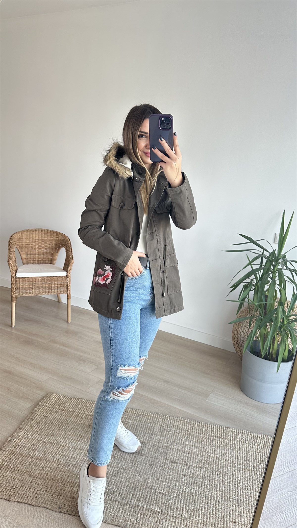 Nakış İşleme Detaylı Haki Mont