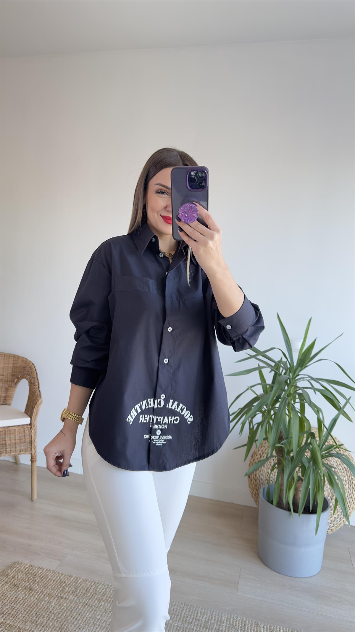 Marka Model Yazı Detaylı Gömlek