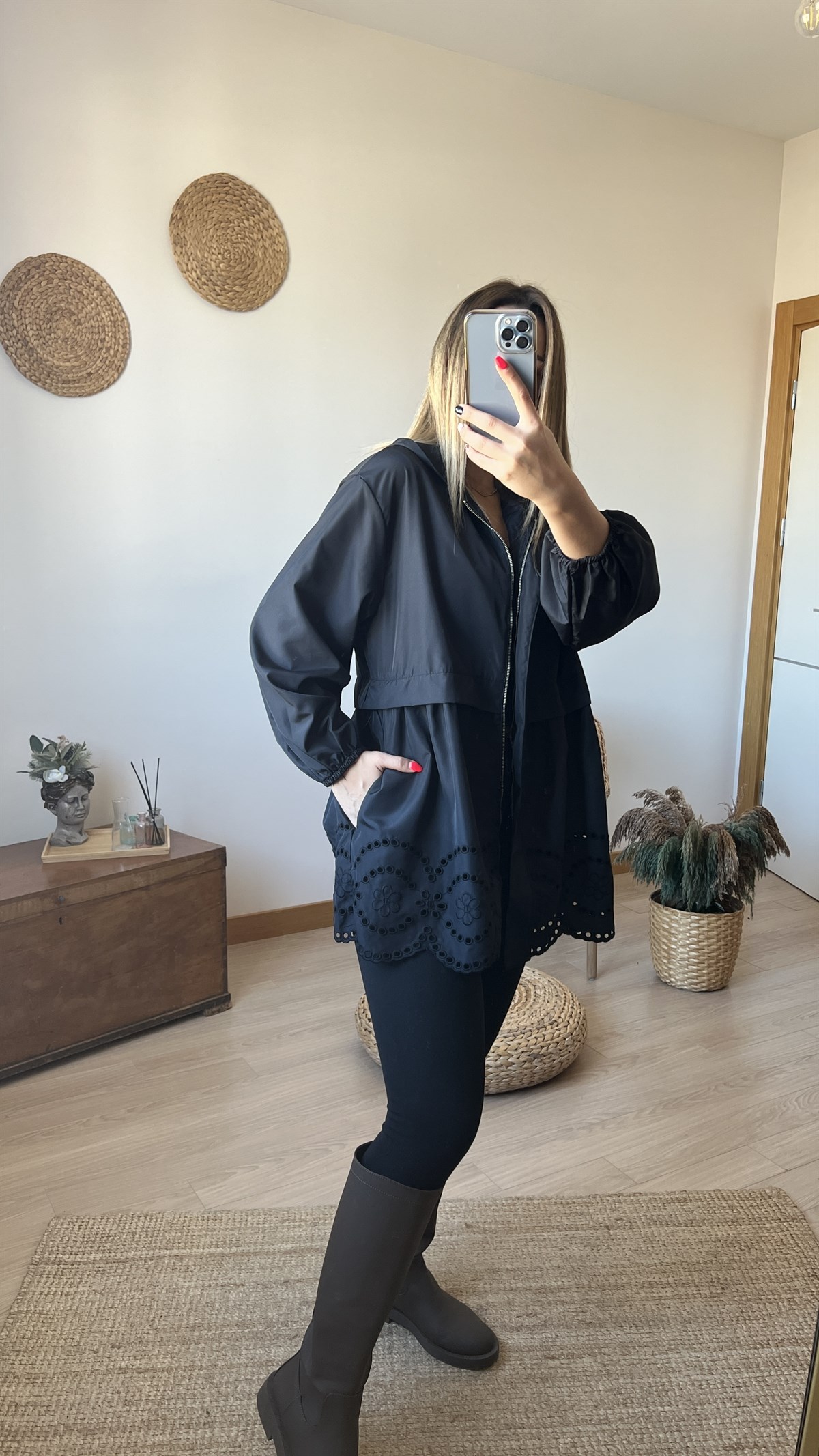 Fisto Detaylı Trençkot