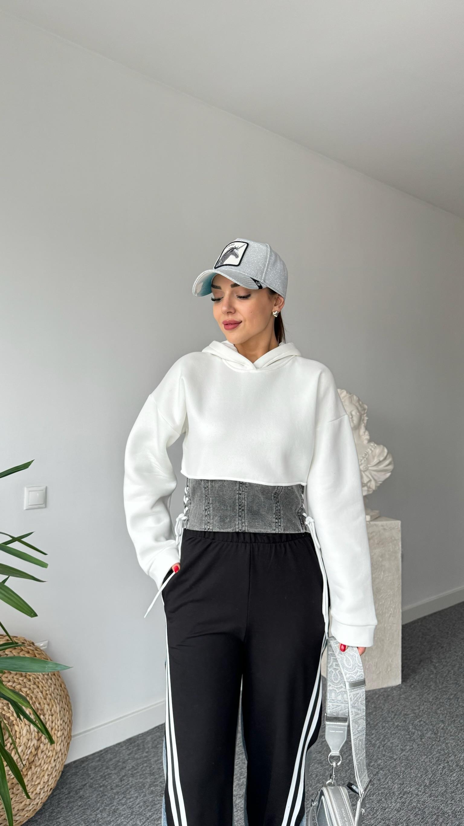 Yan Bağcıklı Kot Garnili Beyaz Sweat