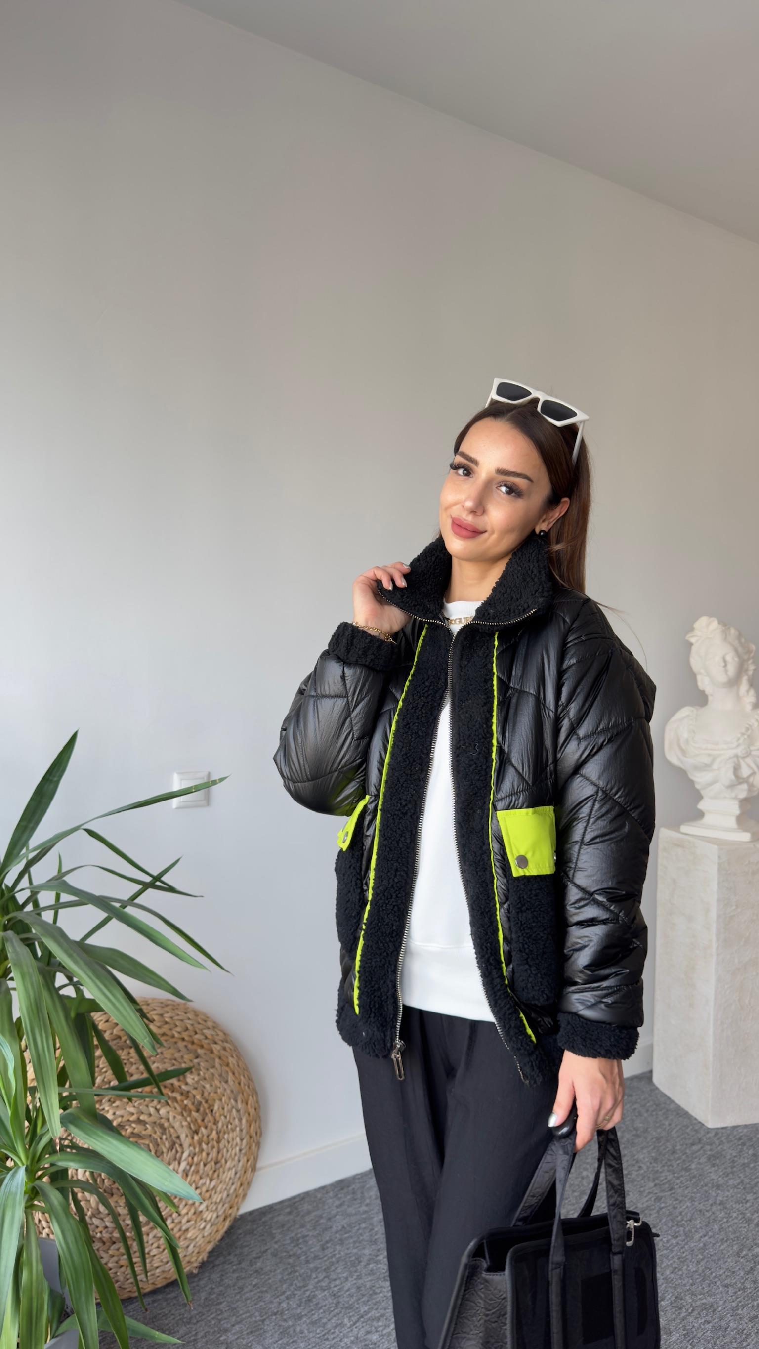 Neon Şerit Detaylı Siyah Premıum Mont