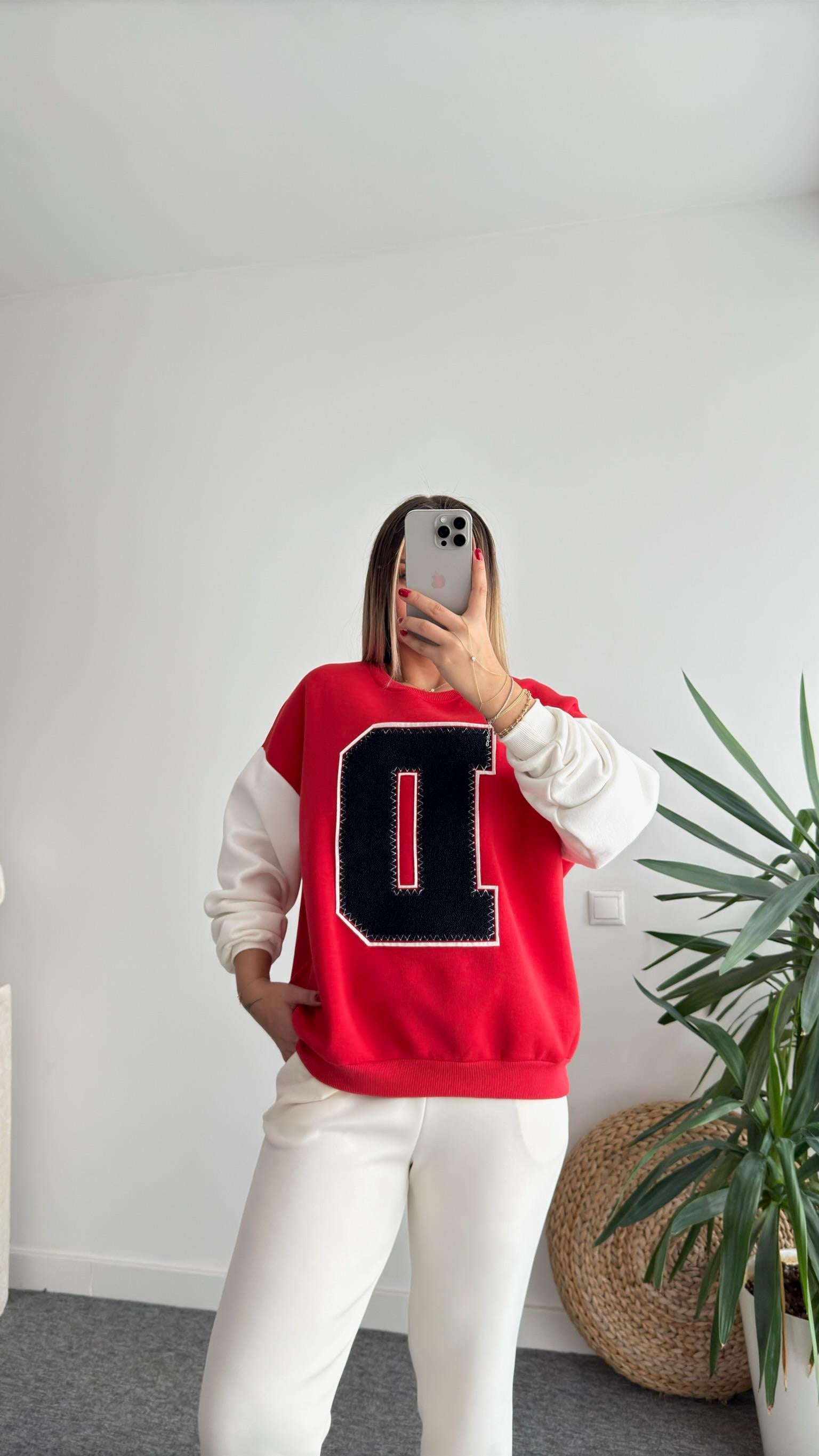 Kırmızı Rimen D Nakışlı Sweatshirt