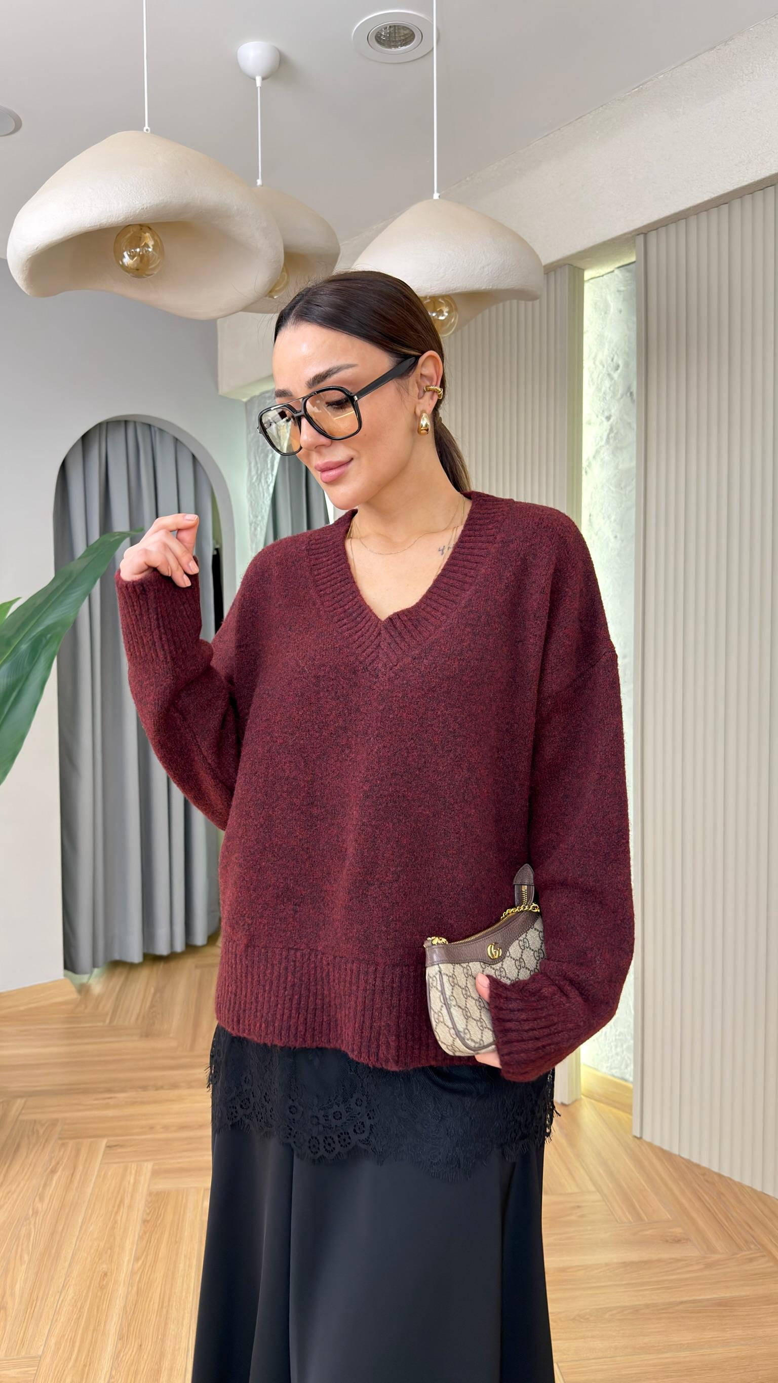 Bordo Honna Etek Ucu Dantel Detaylı Kazak