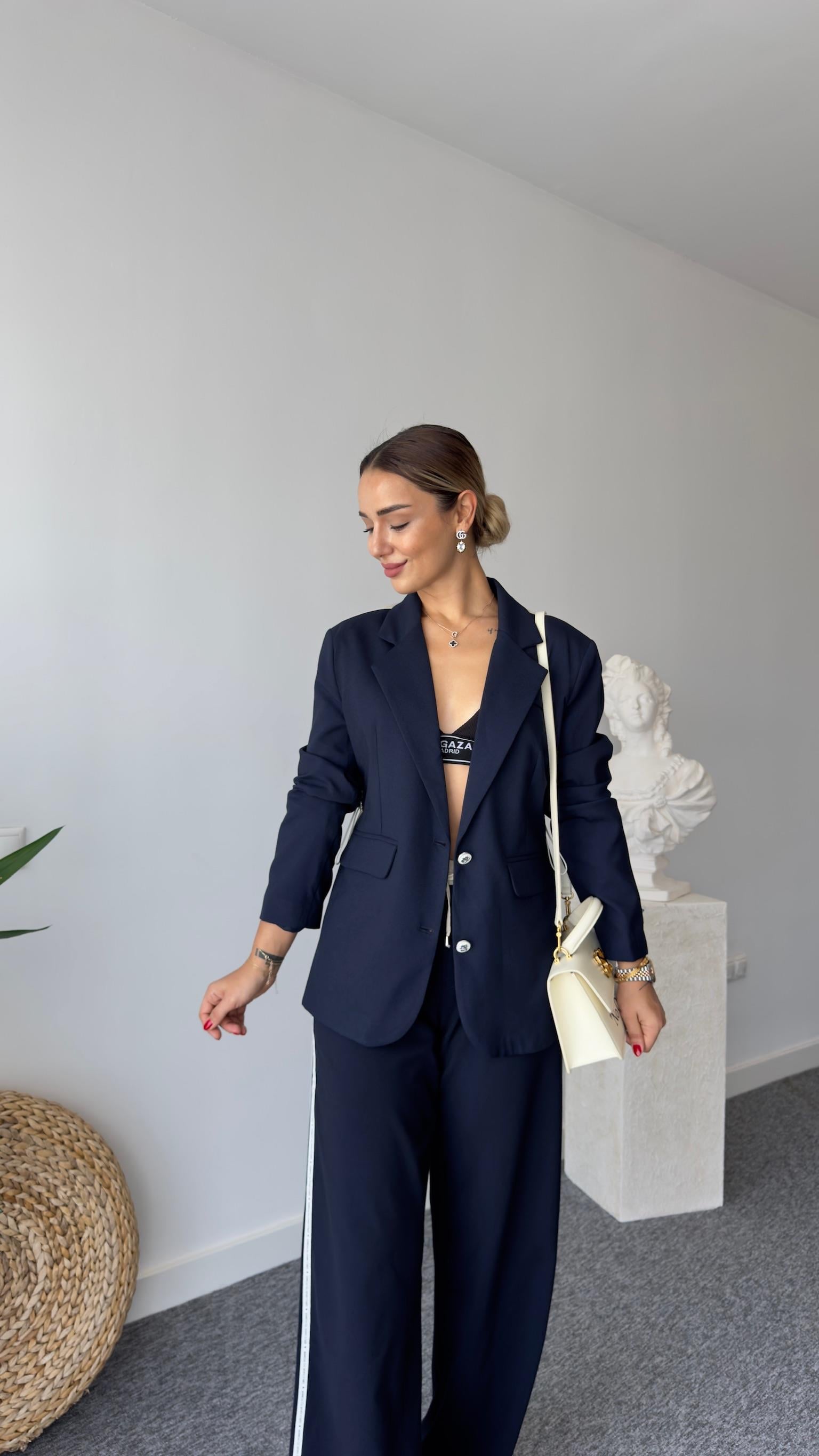 Sırt Bej Paraşüt Detaylı Blazer Ceket