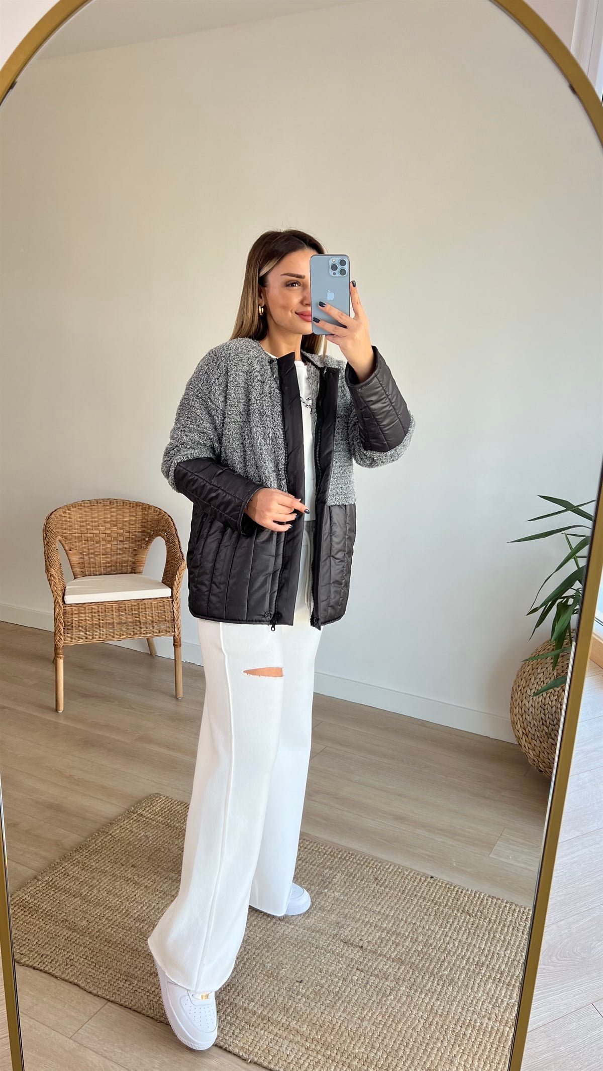 Kapitone Detaylı Gri Polar Mont