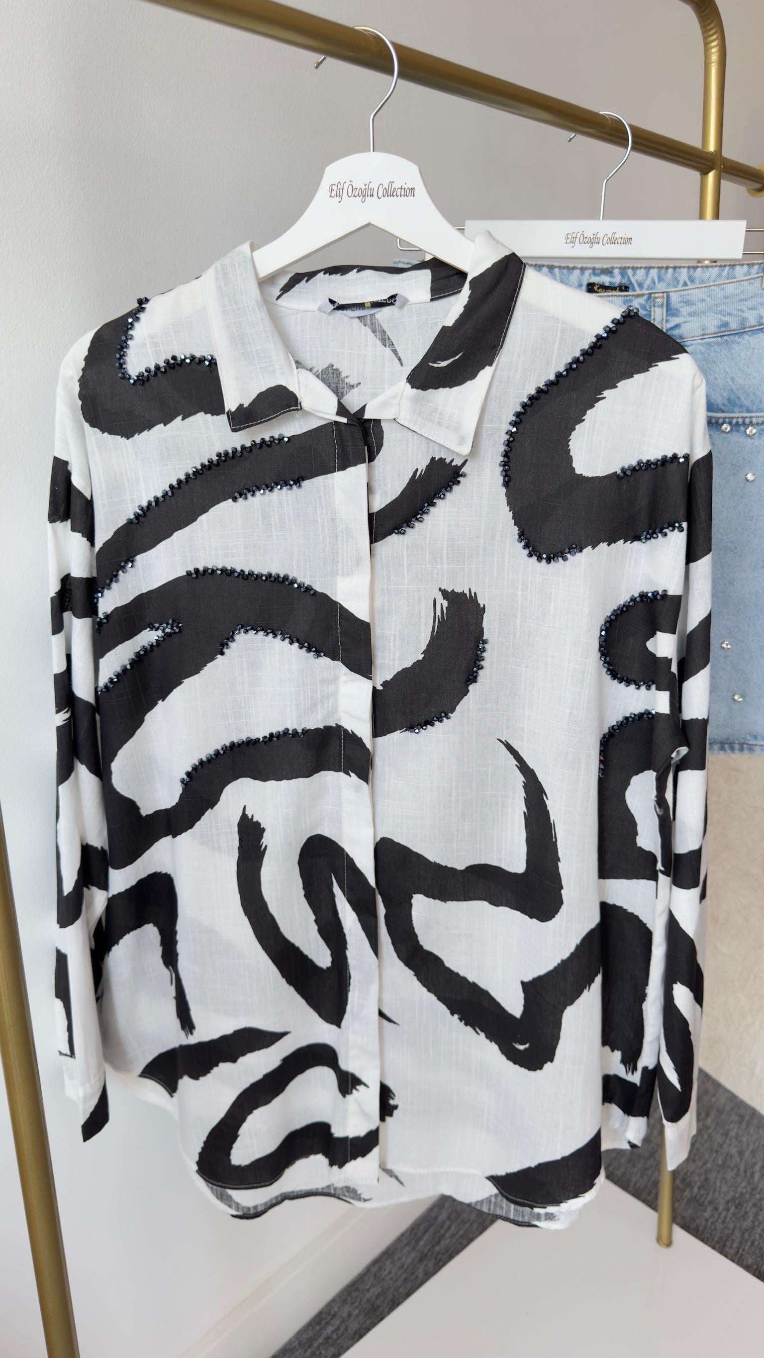 Taş Detaylı Siyah Desen Keten Gömlek