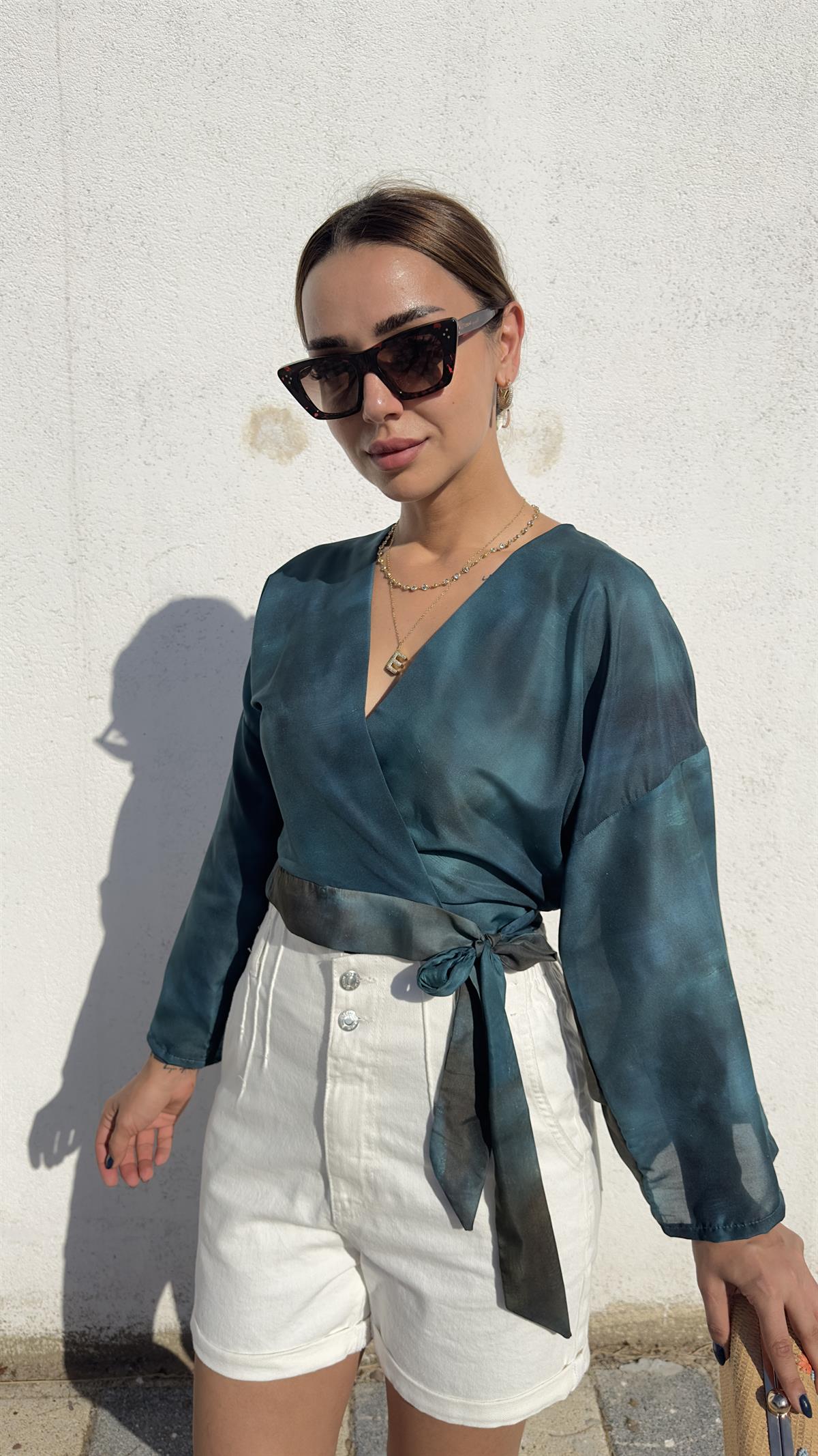 Massi Model Gölgeli Kruvaze Bluz