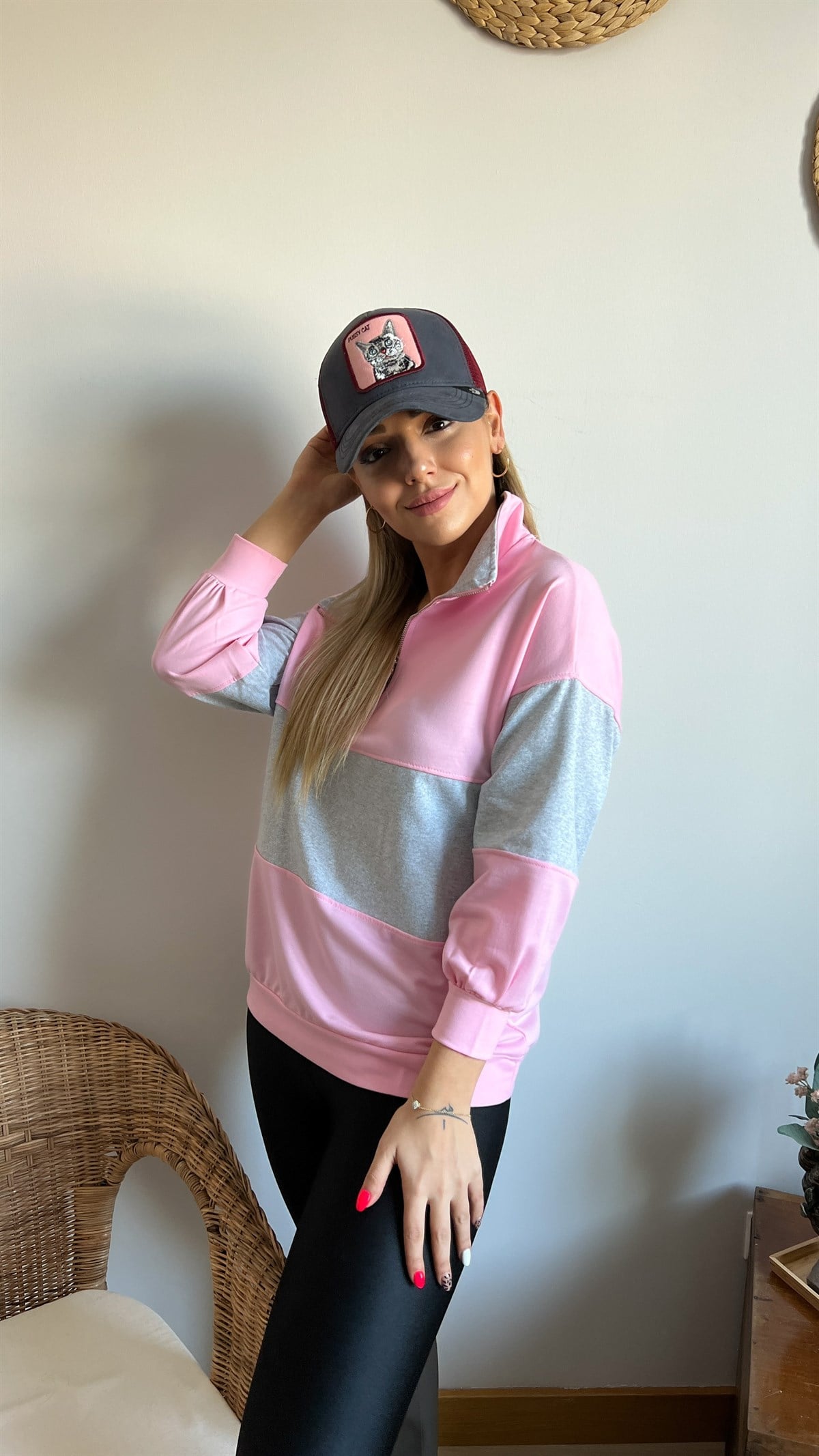 Çizgili Pembe Sweatshirt	