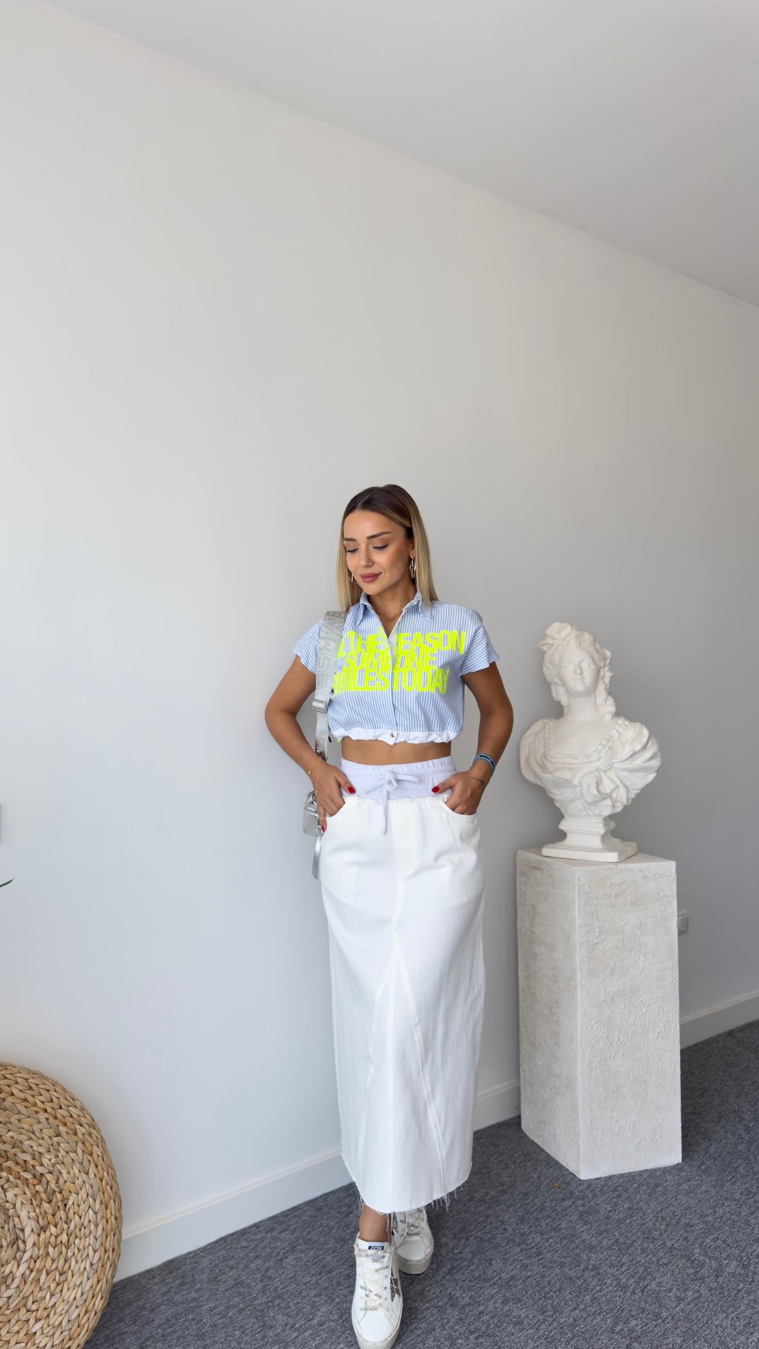 Neon Yazı Detaylı Çizgili Gömlek