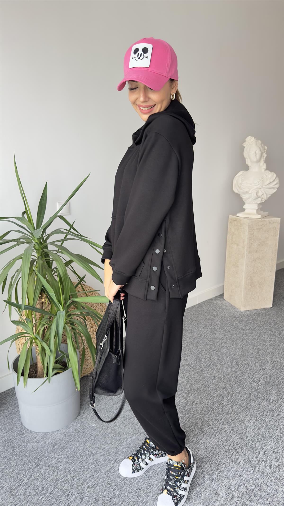 Yanları Düğmeli Oys Siyah Modal Sweat