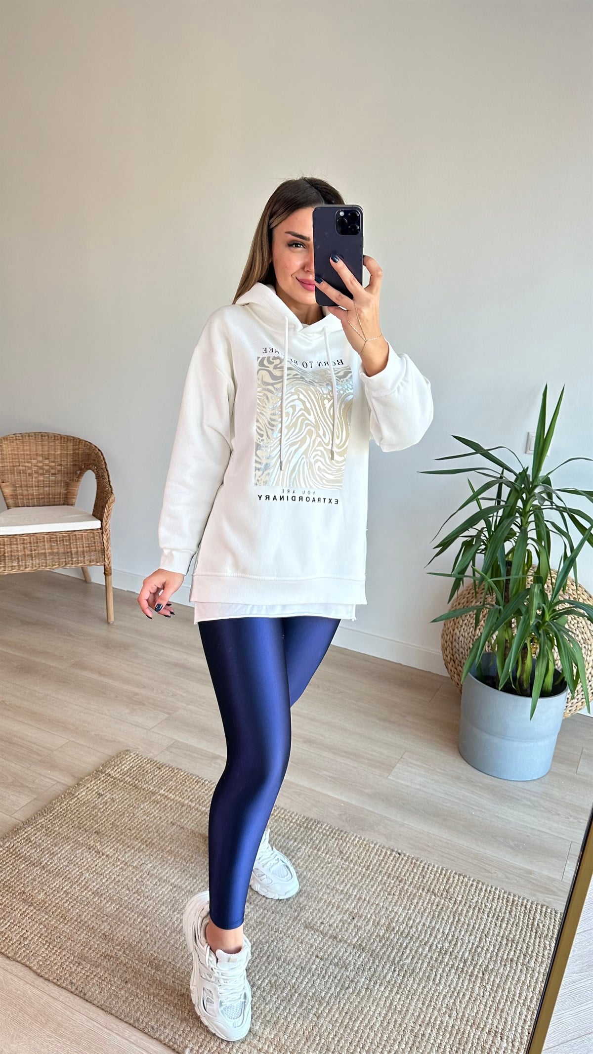 Yanları Çıtçıtlı Baskı Detay Beyaz Sweat