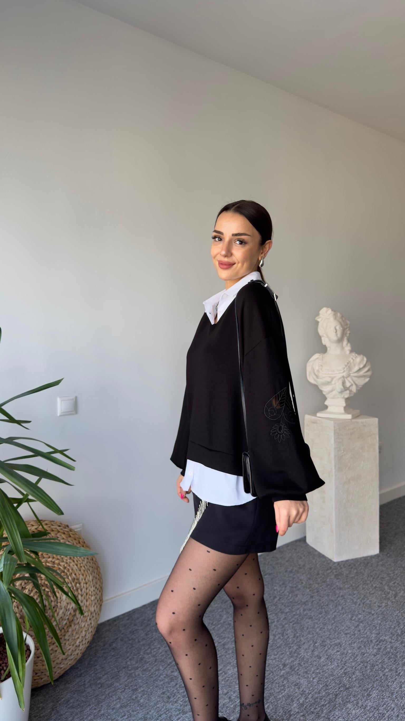 Gömlek Detaylı Kollar Aplikeli Siyah Modal Sweat