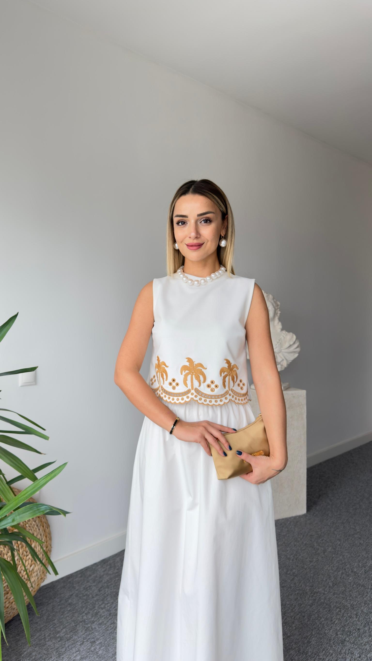 Beyaz Beli Lastikli Kloş Etek