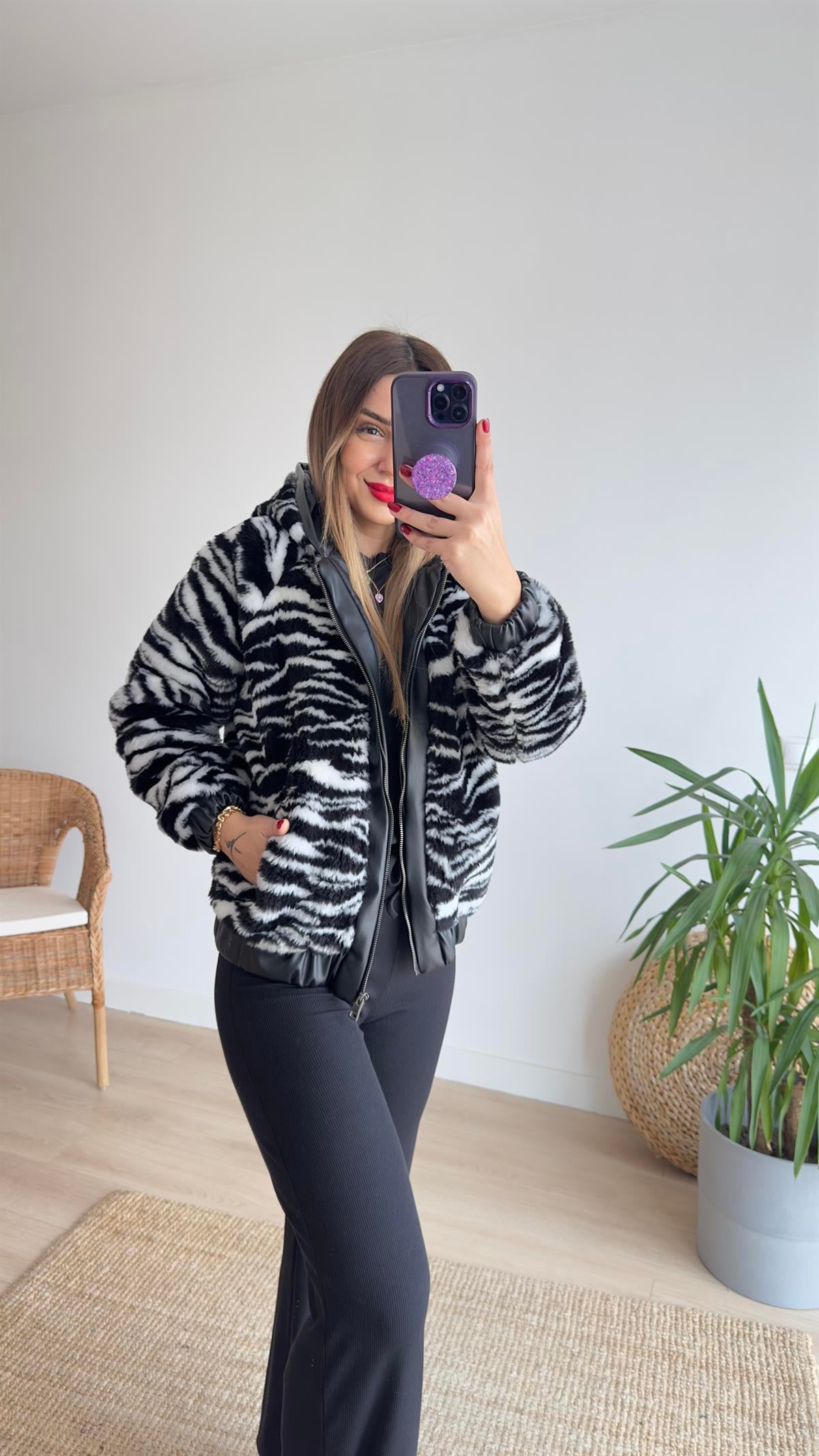 Deri Garnili Zebra Desen Peluş Mont