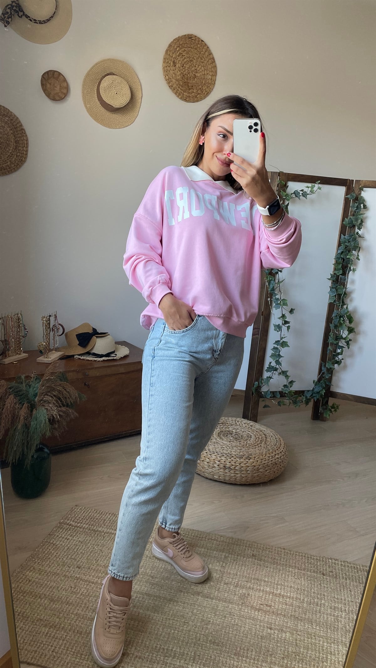 Triko Yaka Pembe Sweat