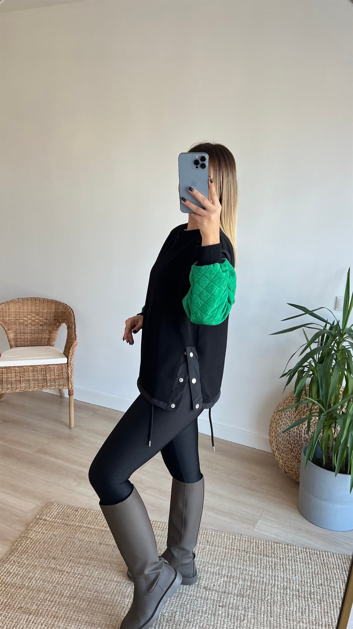 Twist Model Kolları Yeşil Kapitone Tasarım Sweat