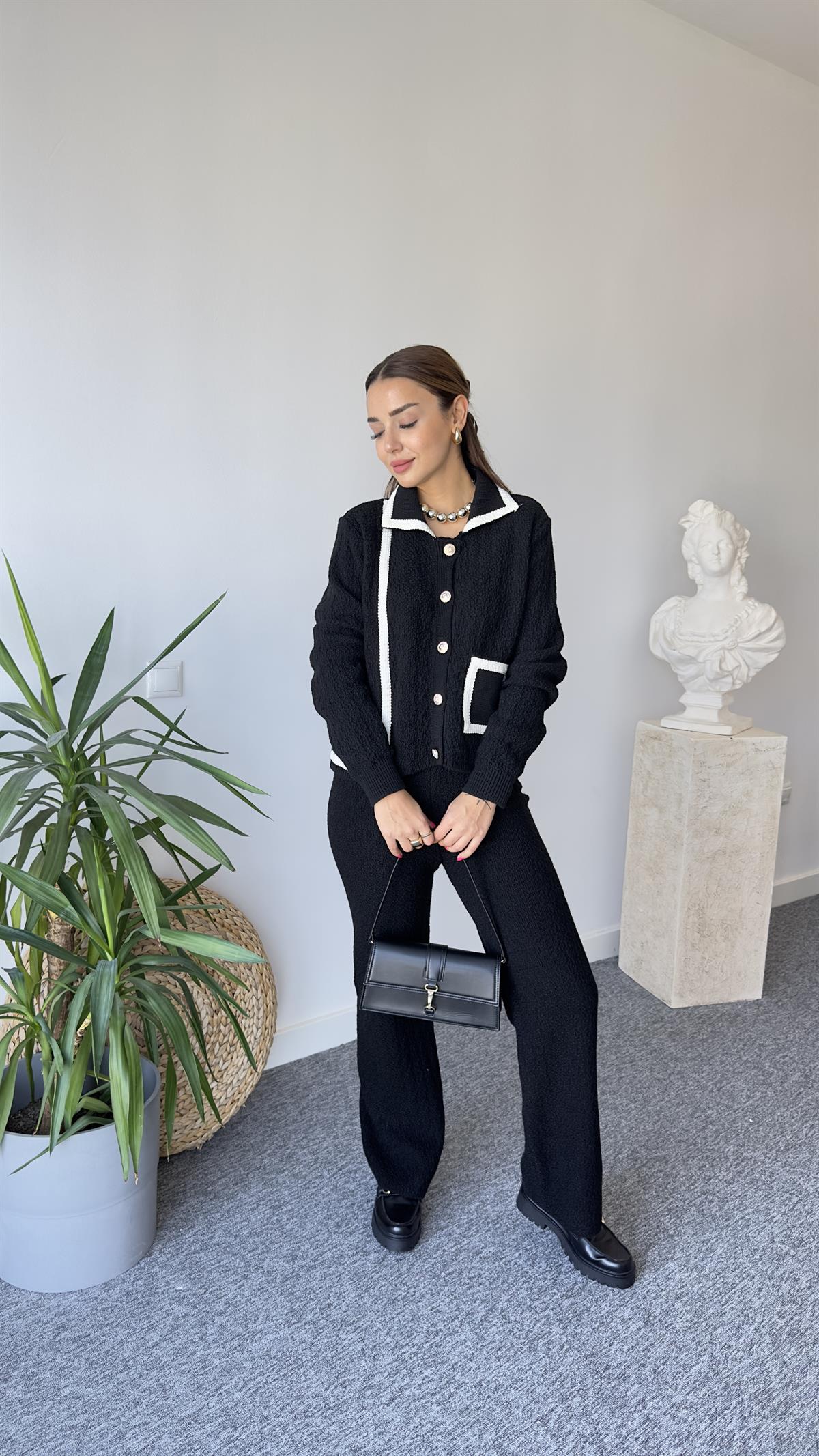 Beyaz Şeritli Zra Model Takım