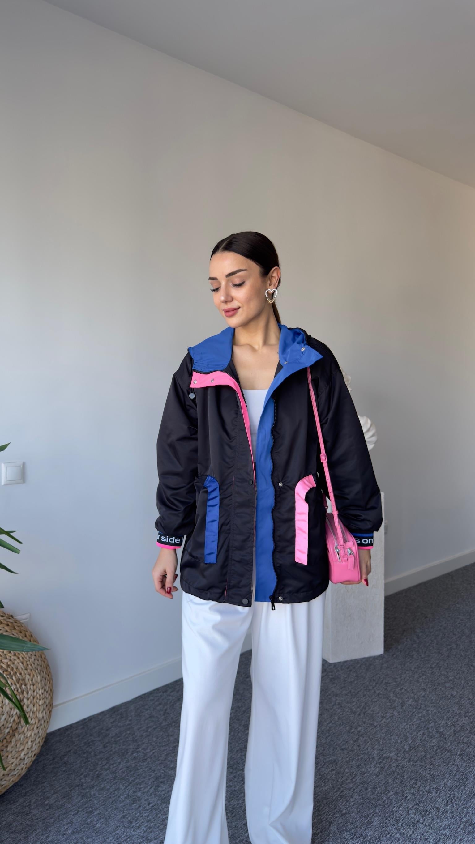 Neon Blok Siyah Yağmurluk