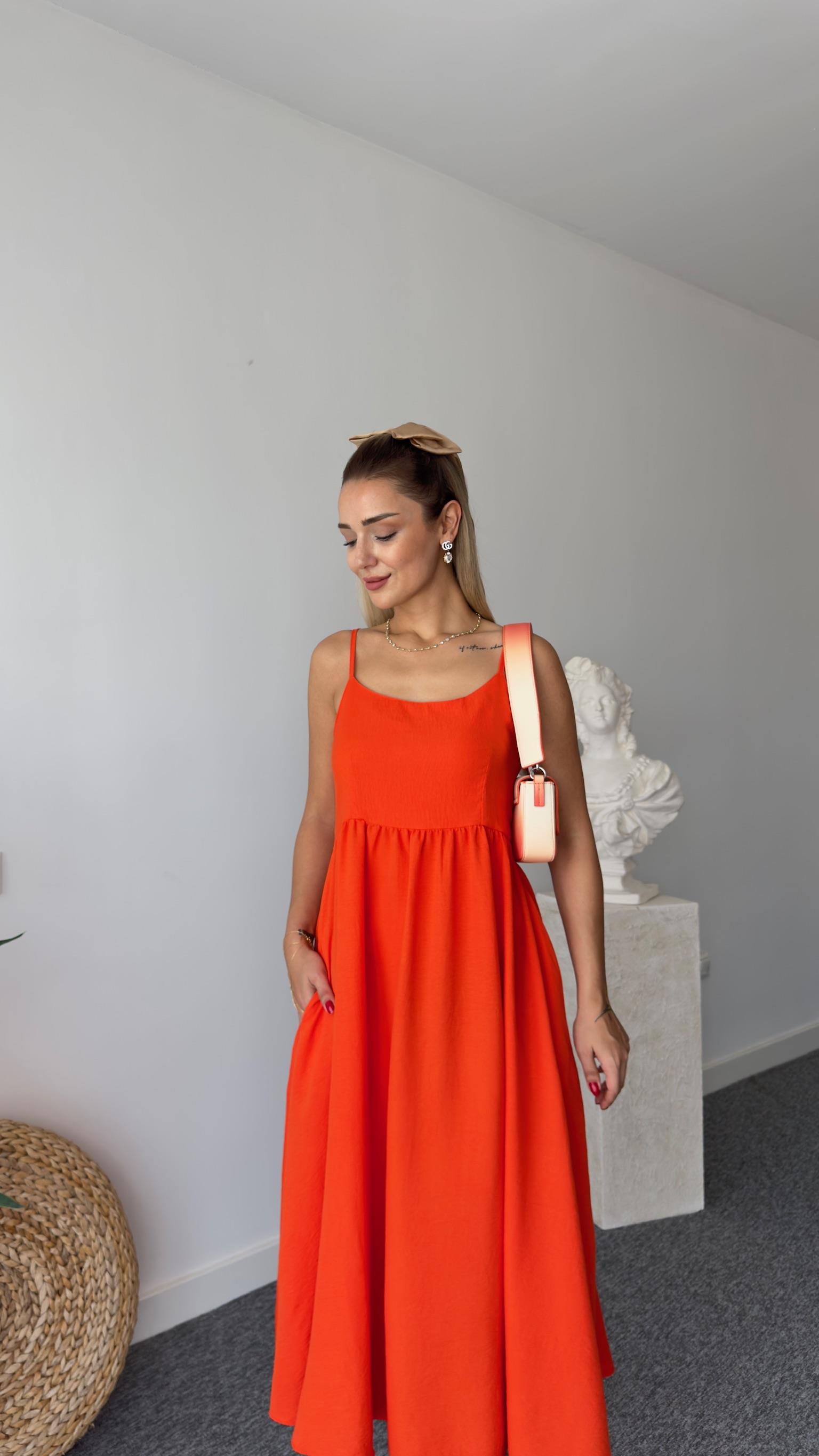 Herine Askılı Nar Çiçeği Elbise 