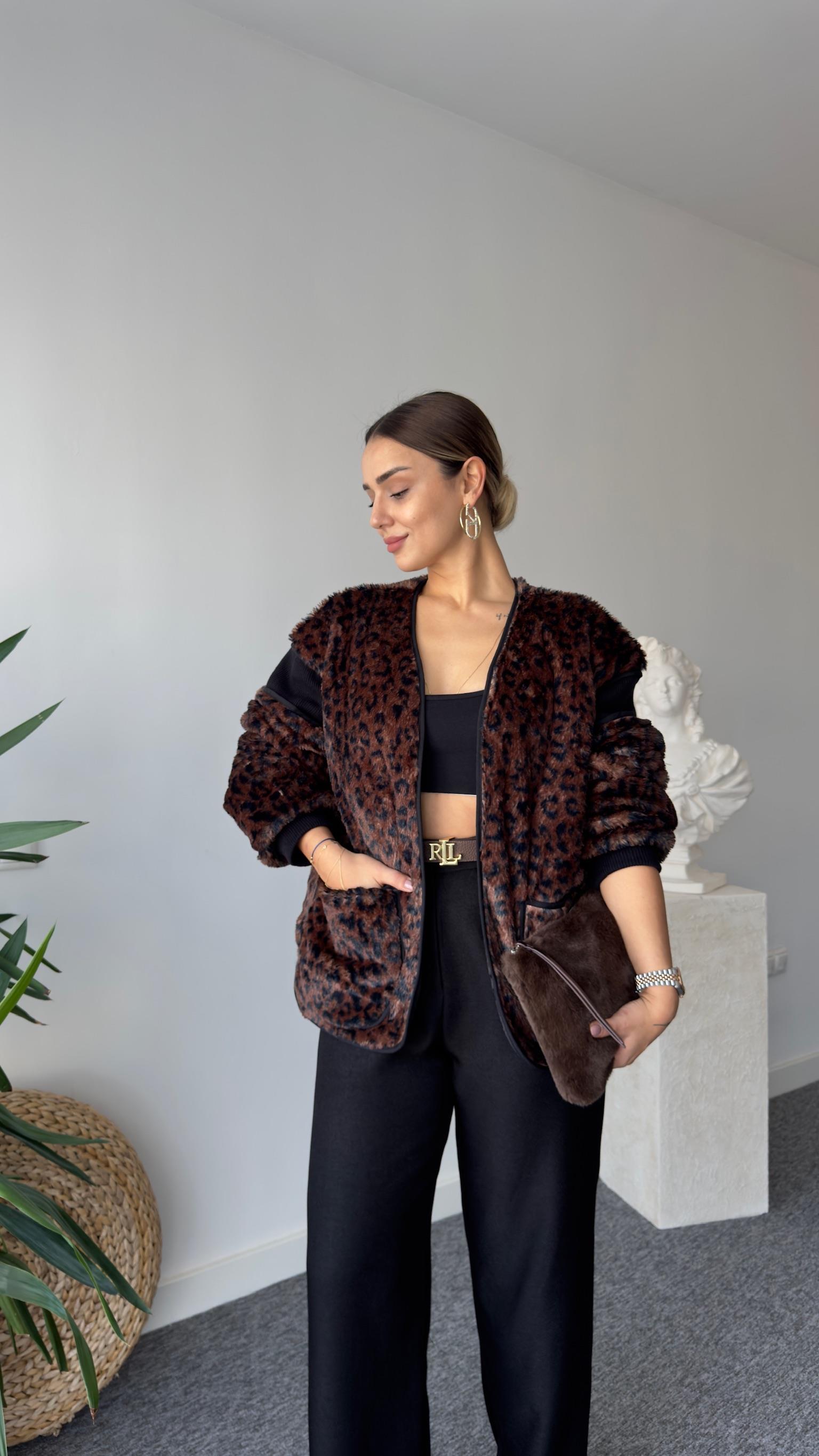 Milika Astarlı Peluş Leopar Mont