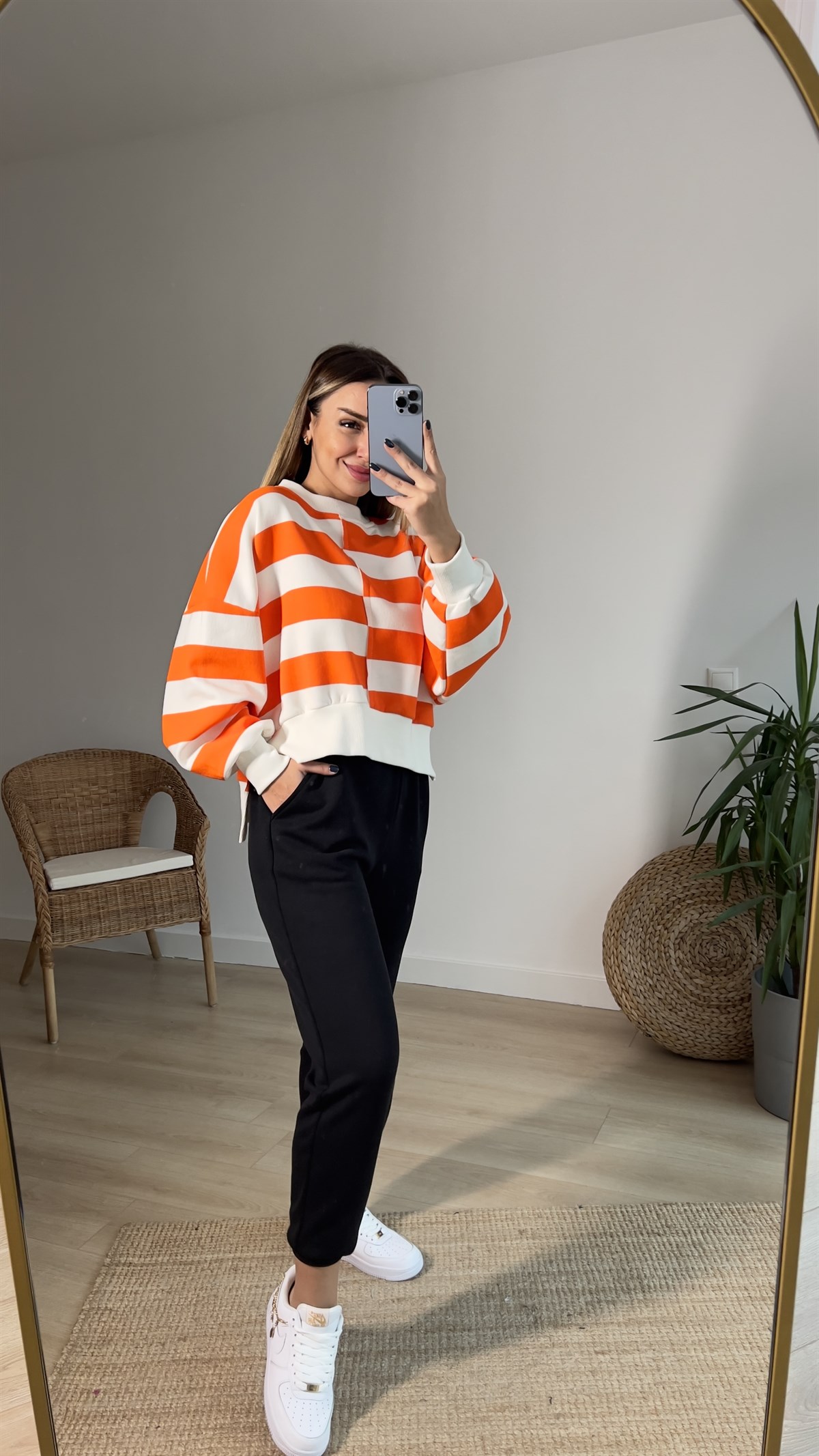Turuncu Beyaz Kalın Çizgili Şardonlu Sweat