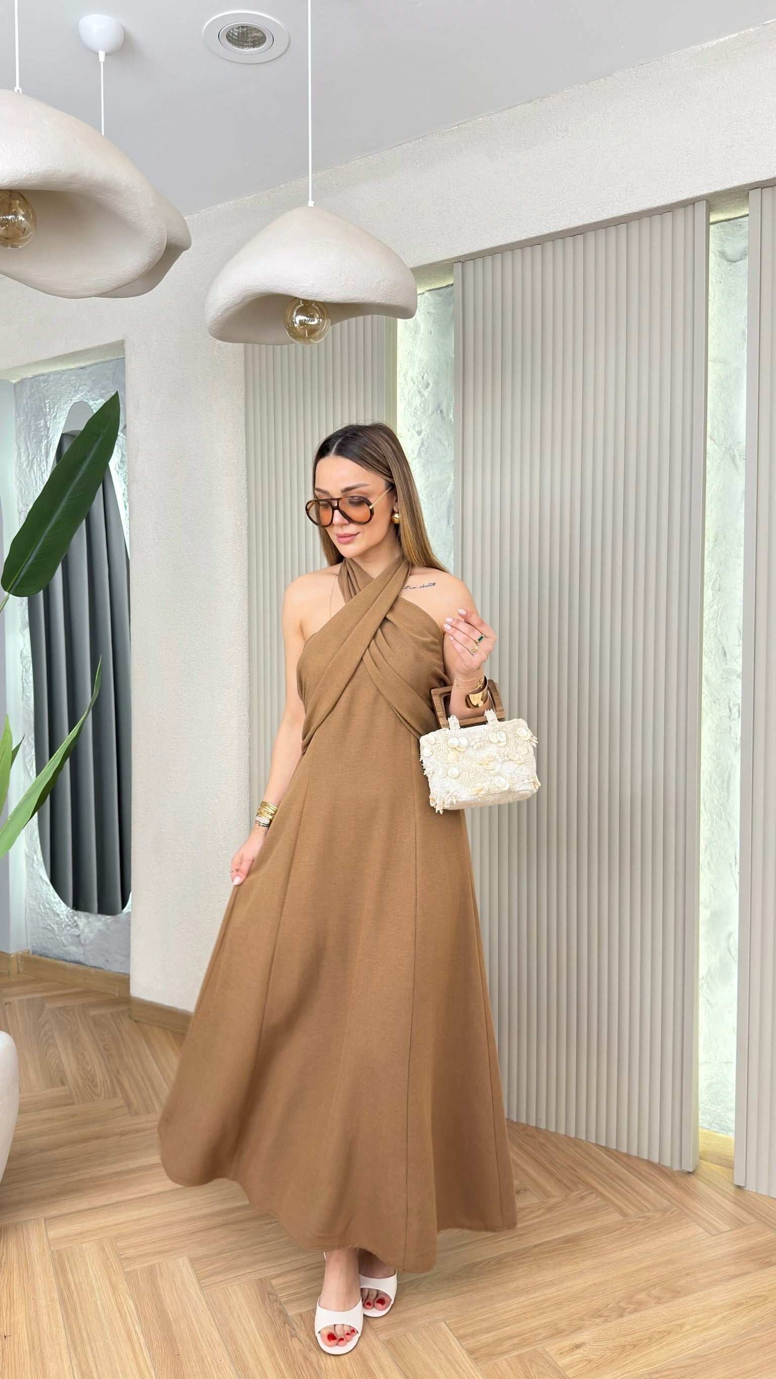 Kahve Çapraz Askılı Keten Elbise
