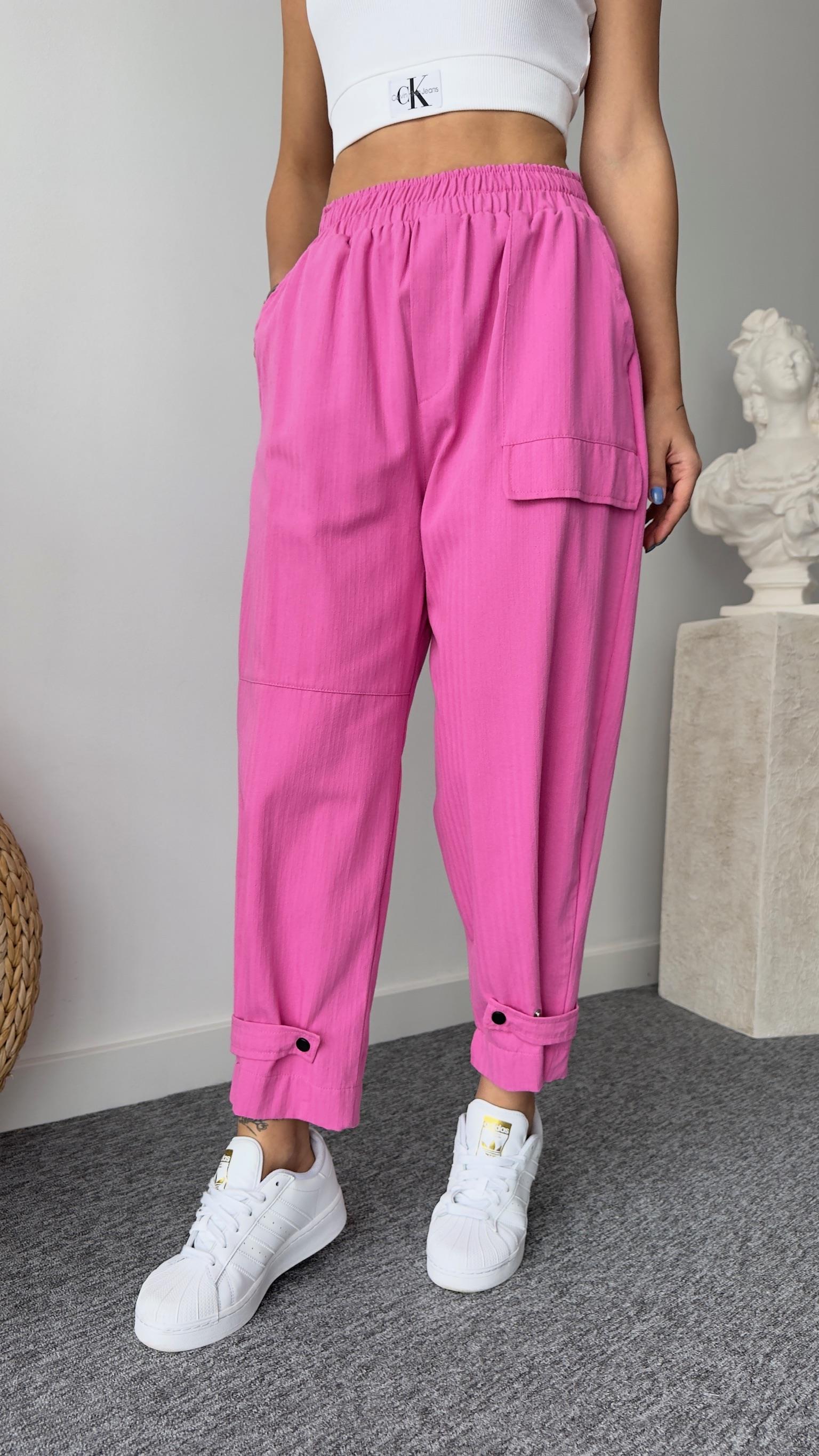Pembe Paçası Çıtlı Pantolon