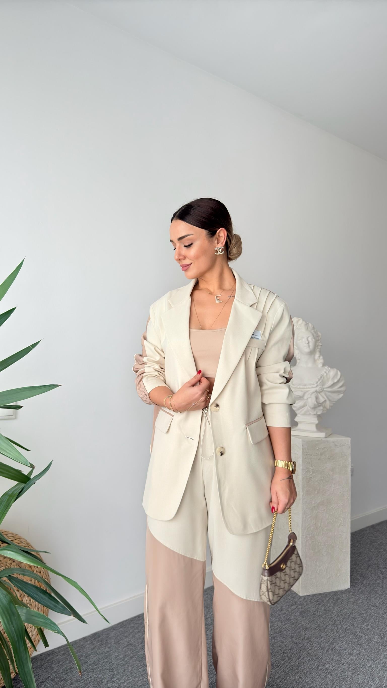 Pital Sırt Paraşüt Detaylı Bej Blazer Ceket
