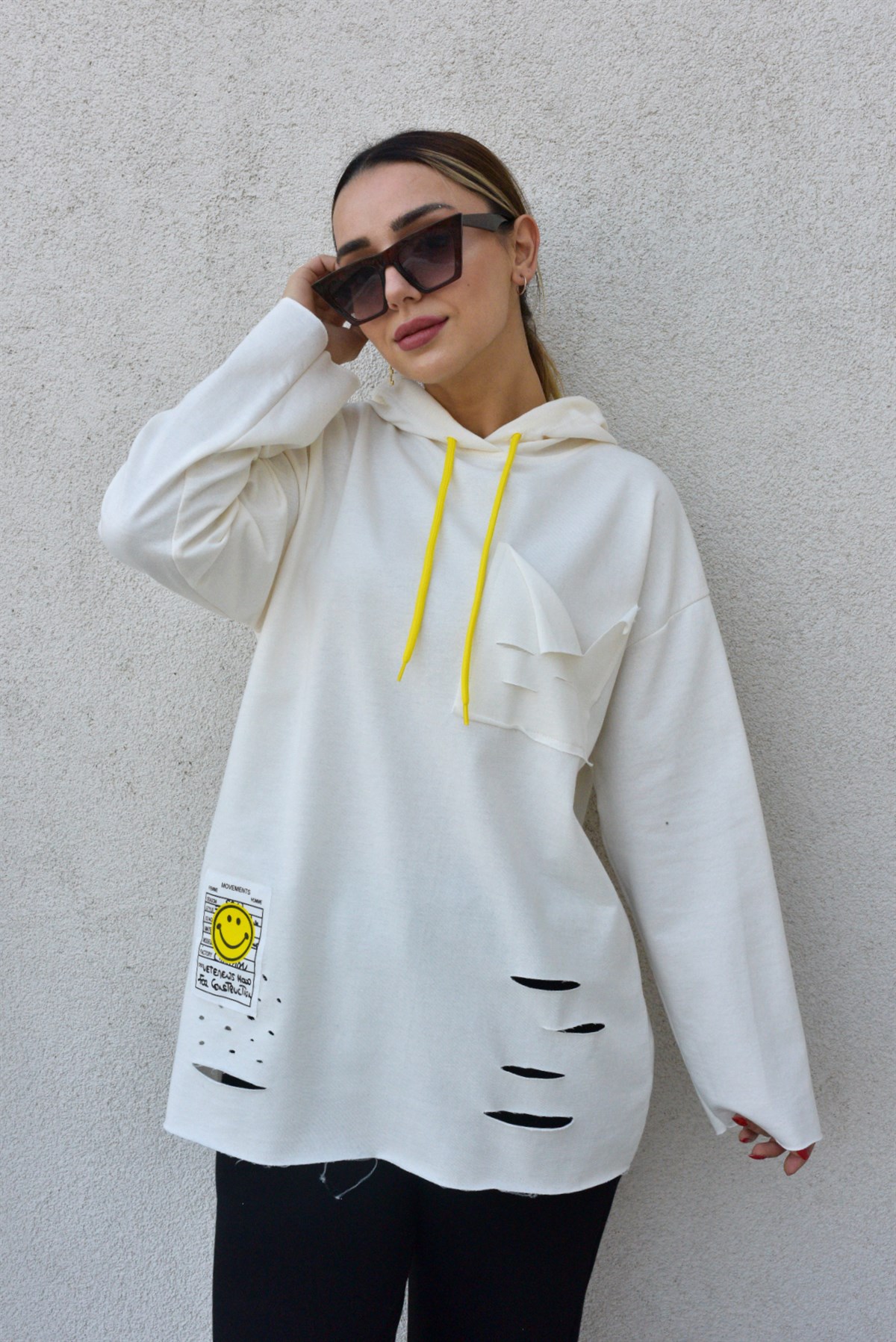 Kesik Detaylı Ekru Sweatshirt