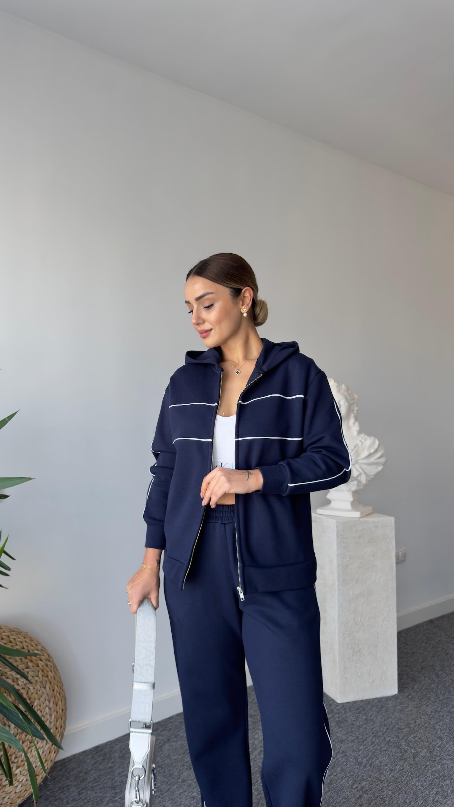 Vians Biyeli Lacivert Oys Pike Takım