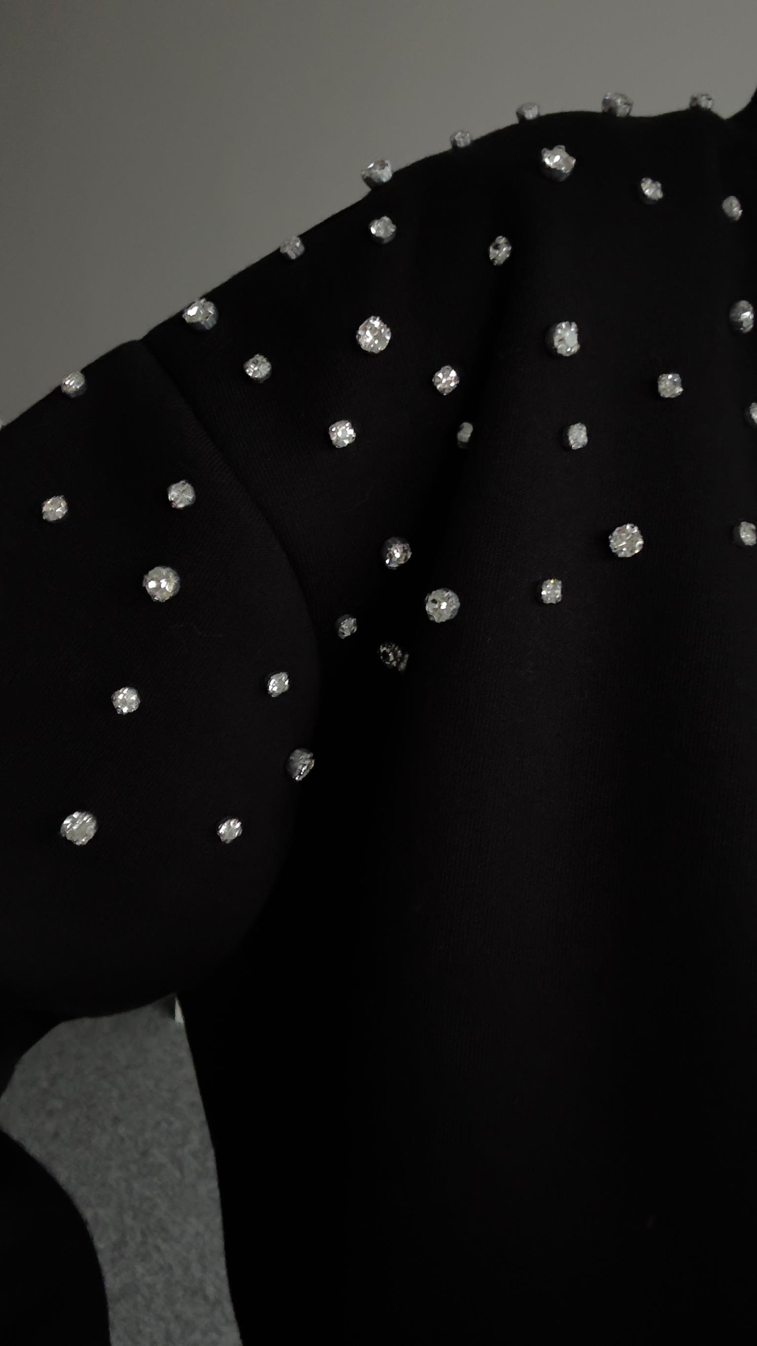 Dik Yaka Taş Detaylı Zra Model Sweat