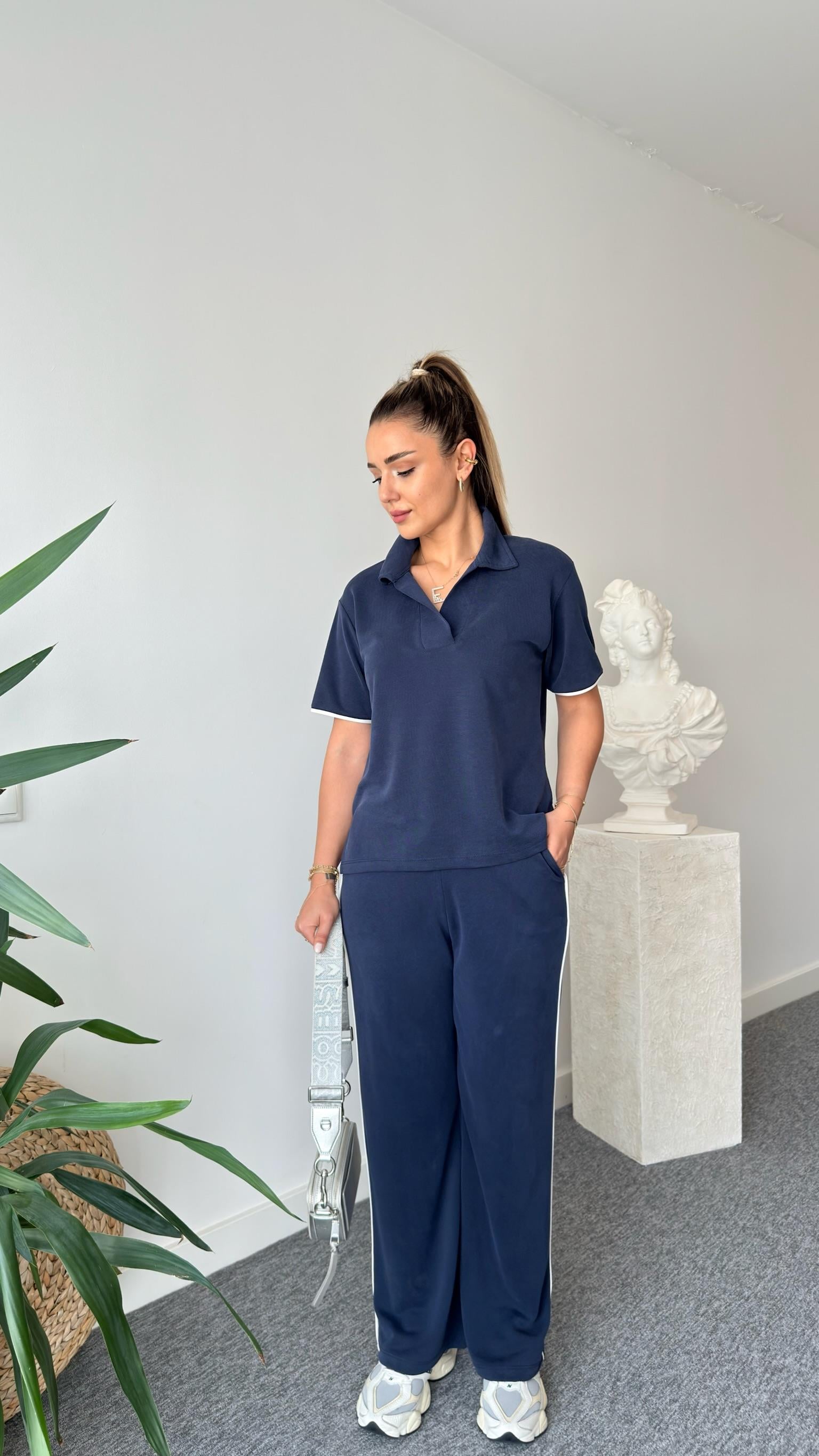 Lacivert Hella Oys Pike Takım