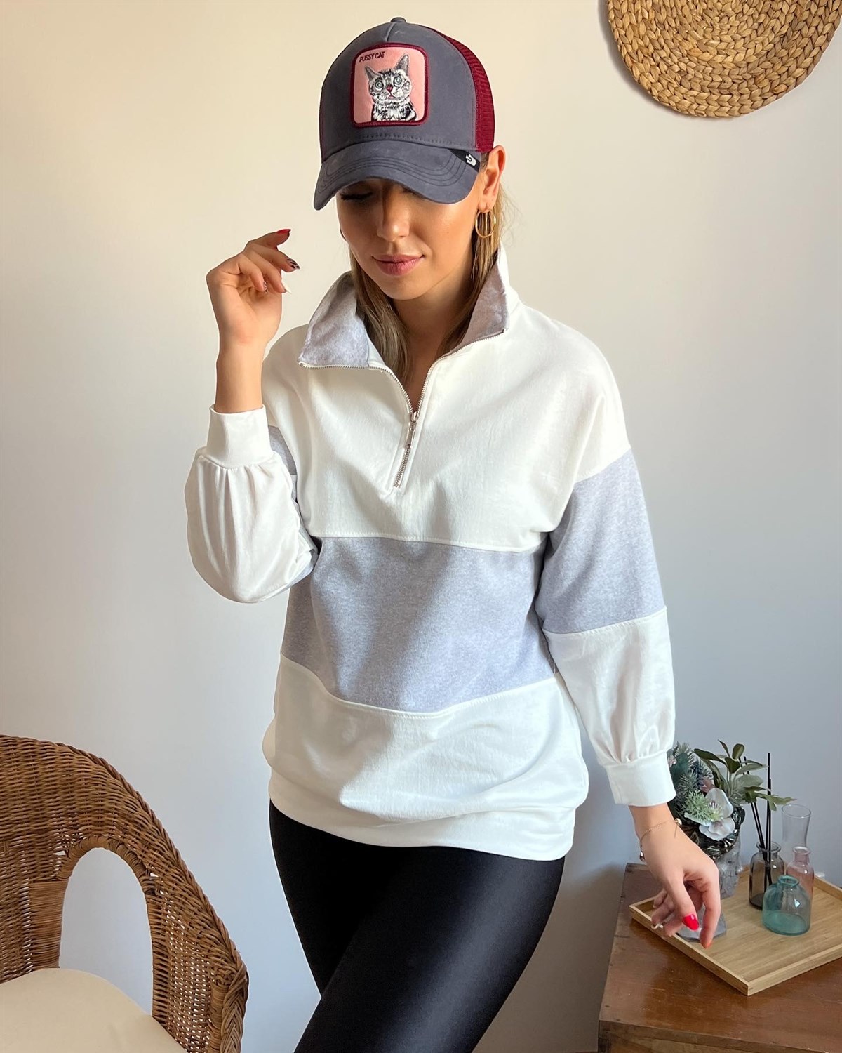 Çizgili Gri Sweatshirt	