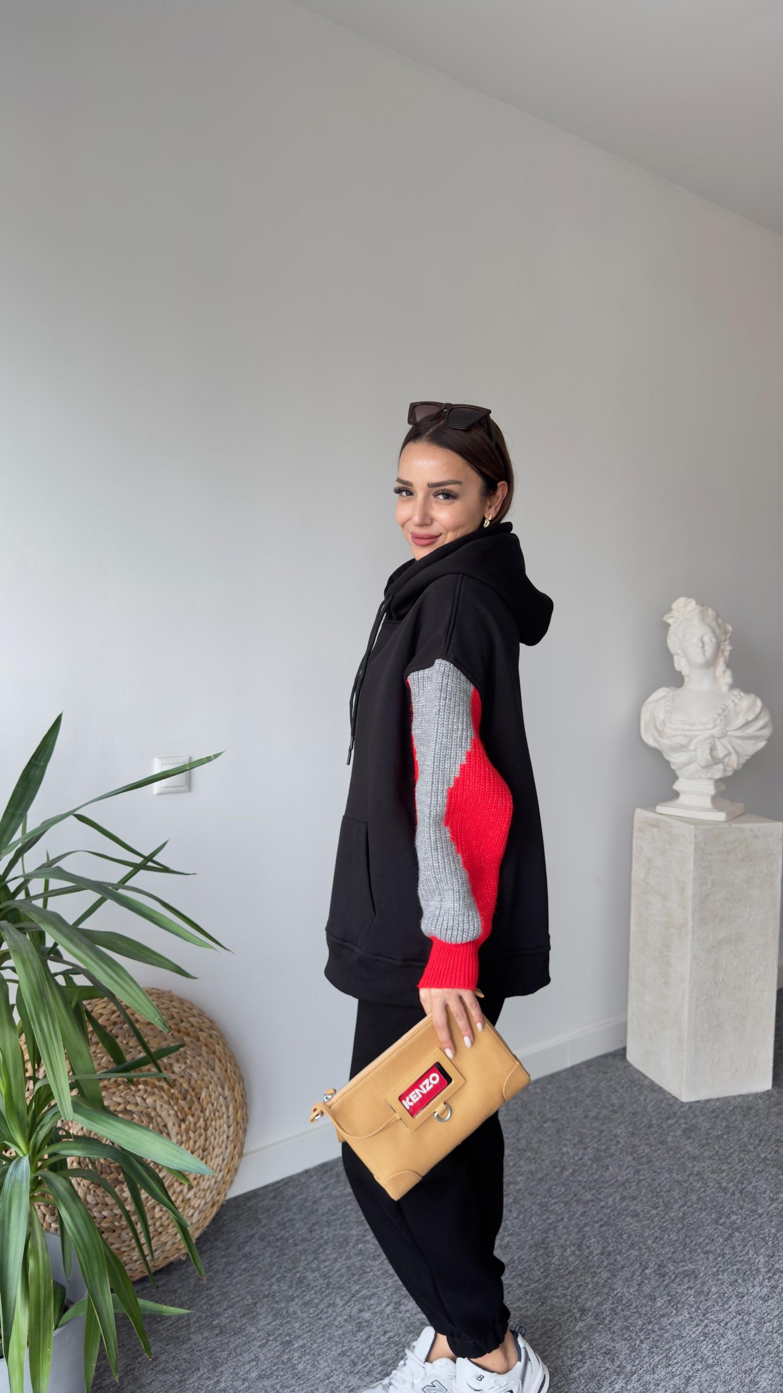 Kolları Triko Tasarım Siyah Sweatshirt